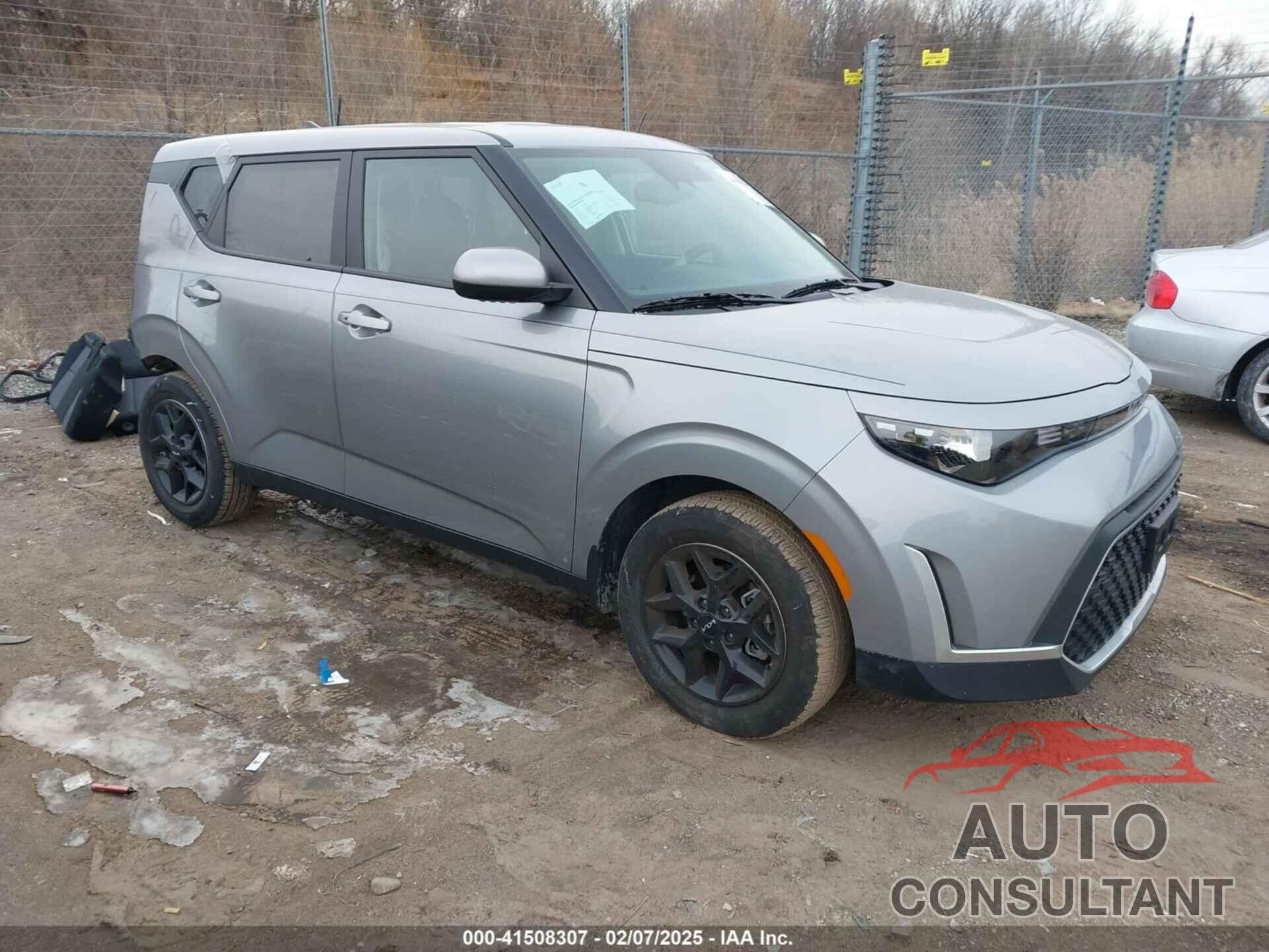 KIA SOUL 2024 - KNDJ23AU5R7920664
