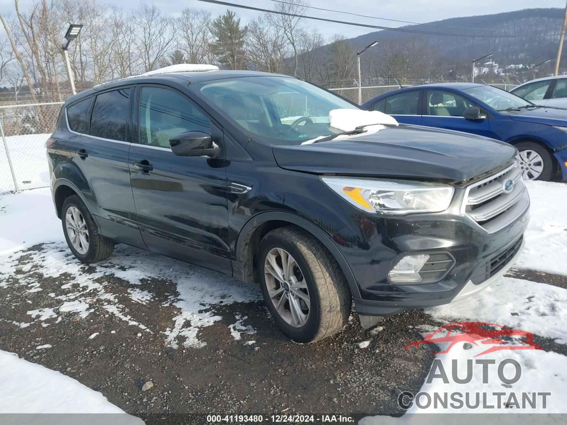 FORD ESCAPE 2017 - 1FMCU9GDXHUB34903