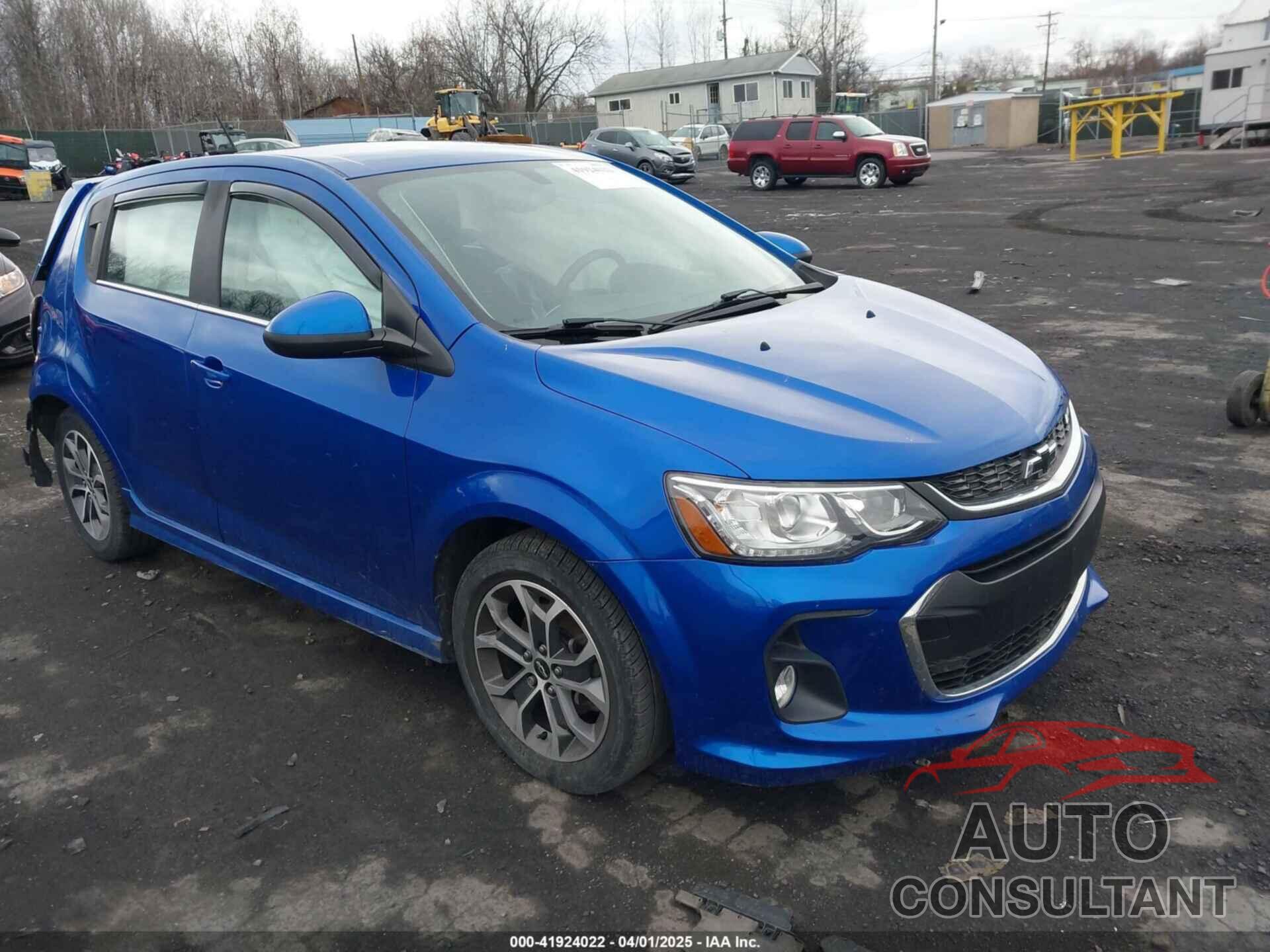 CHEVROLET SONIC 2018 - 1G1JD6SG6J4116022