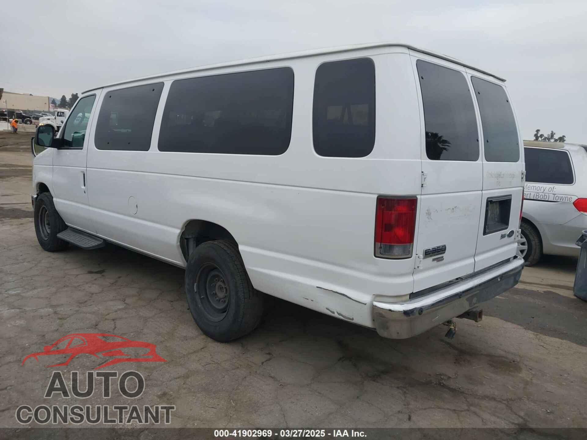 FORD E-350 SUPER DUTY 2011 - 1FBSS3BL9BDB06569