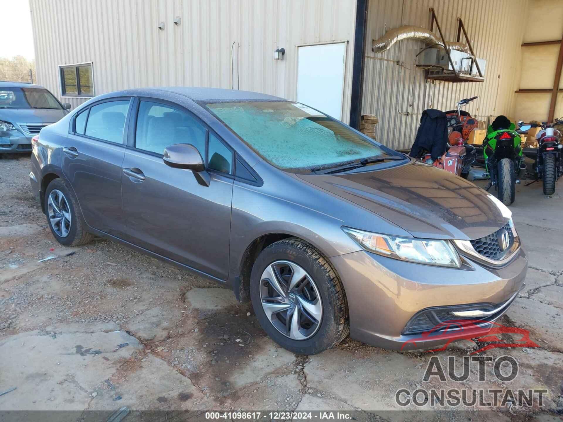 HONDA CIVIC 2013 - 2HGFB2F55DH509975