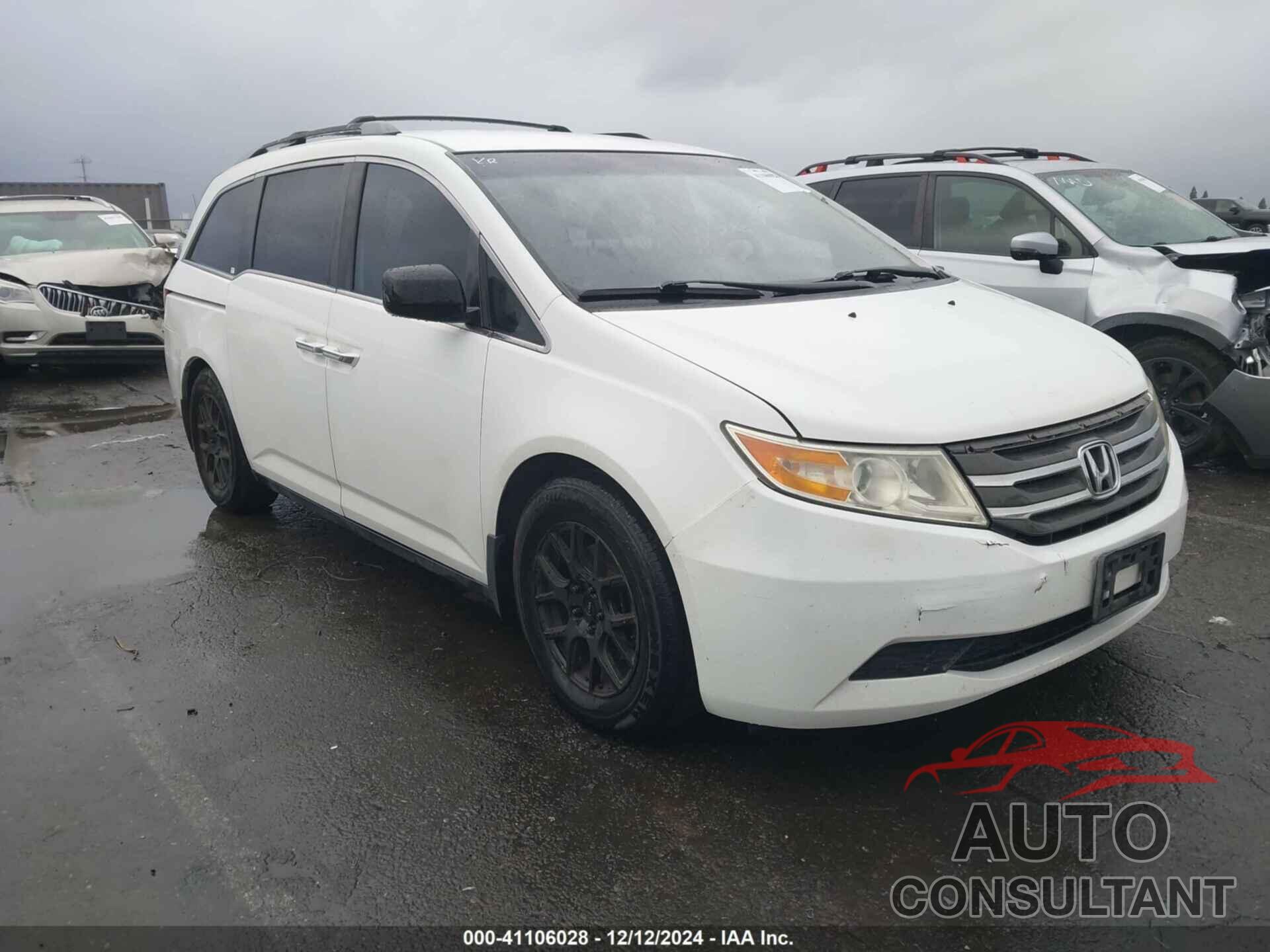 HONDA ODYSSEY 2013 - 5FNRL5H49DB044640