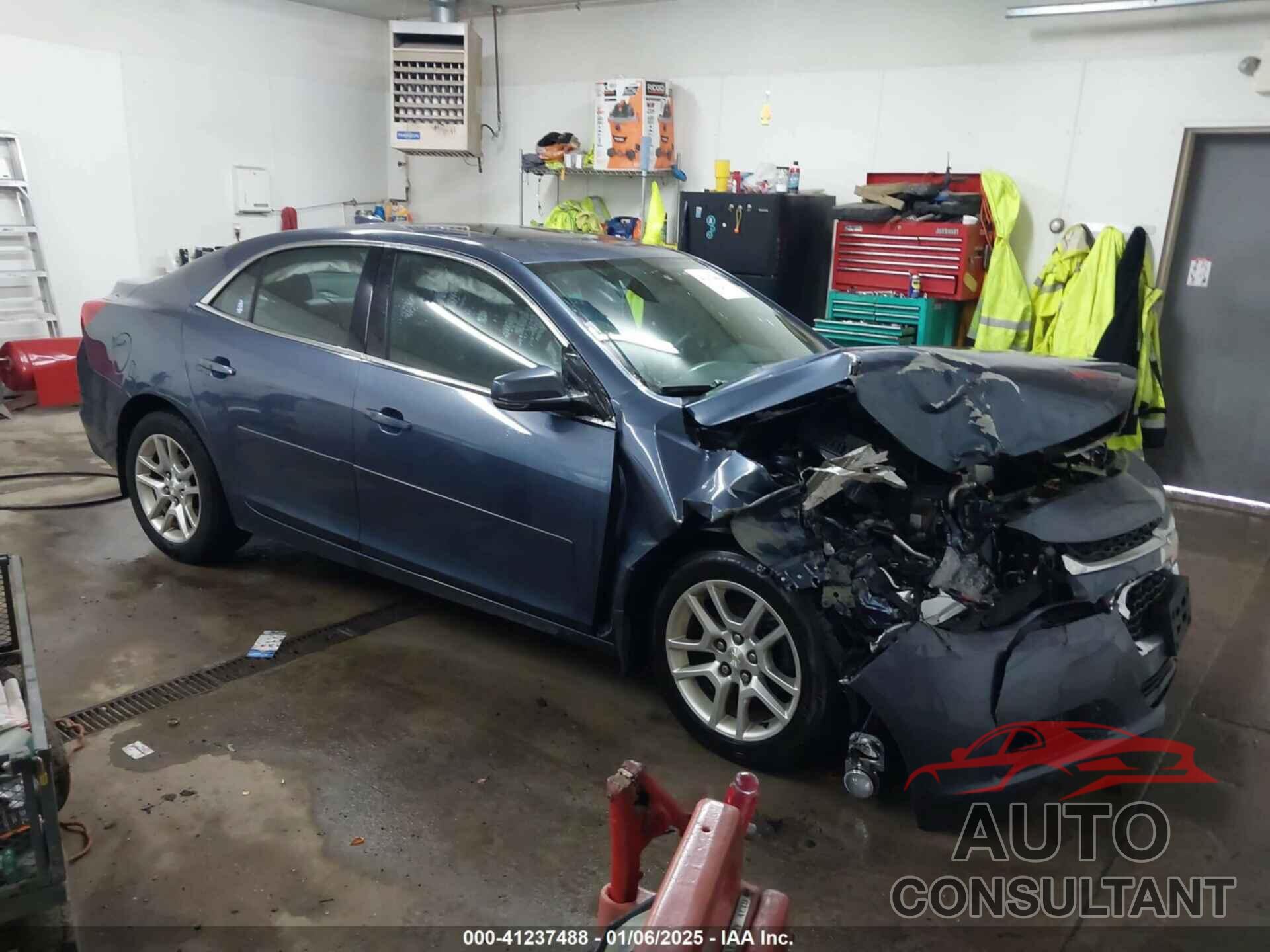 CHEVROLET MALIBU 2015 - 1G11C5SL4FF240215