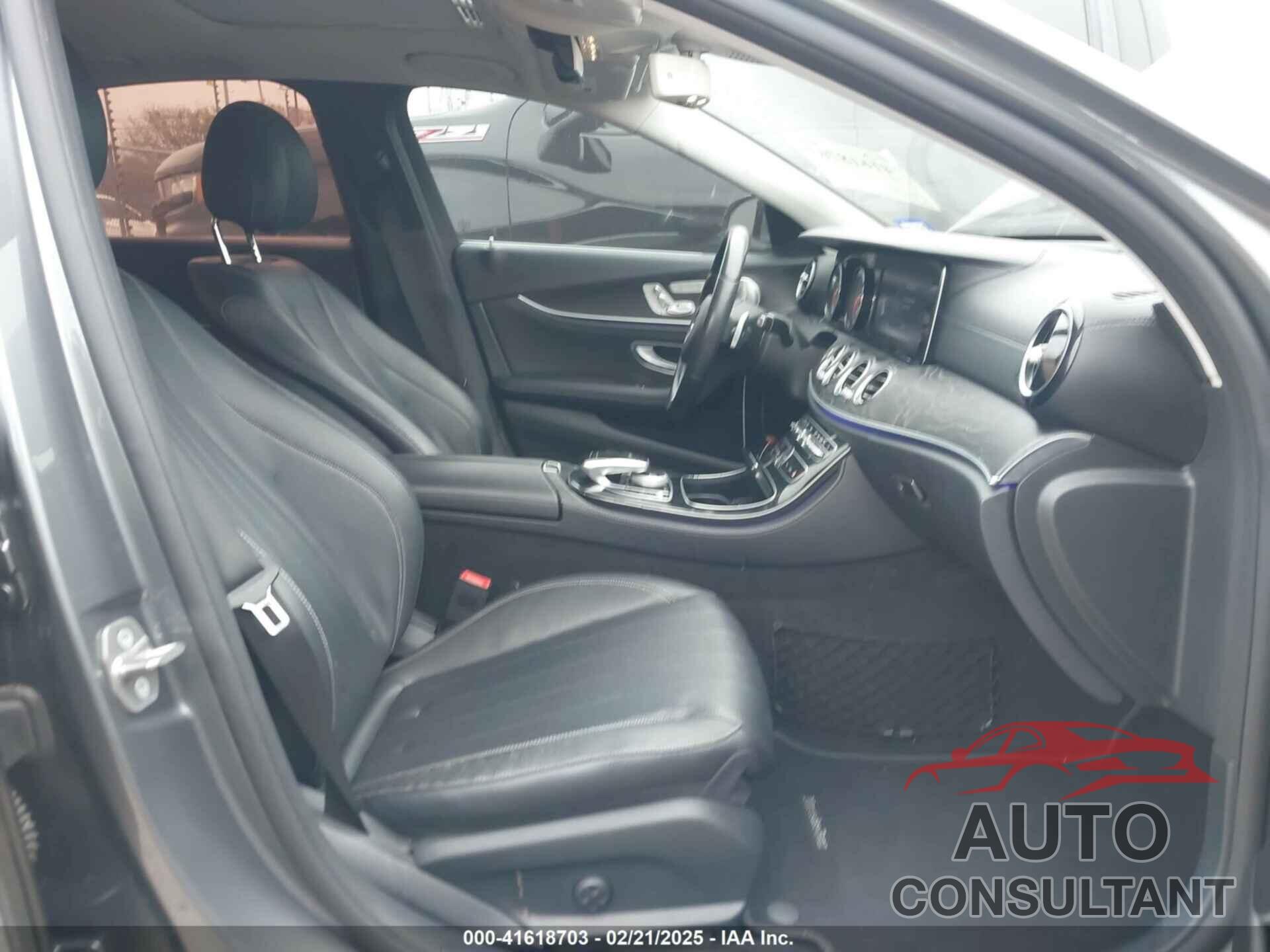 MERCEDES-BENZ E 300 2017 - WDDZF4JB1HA094799