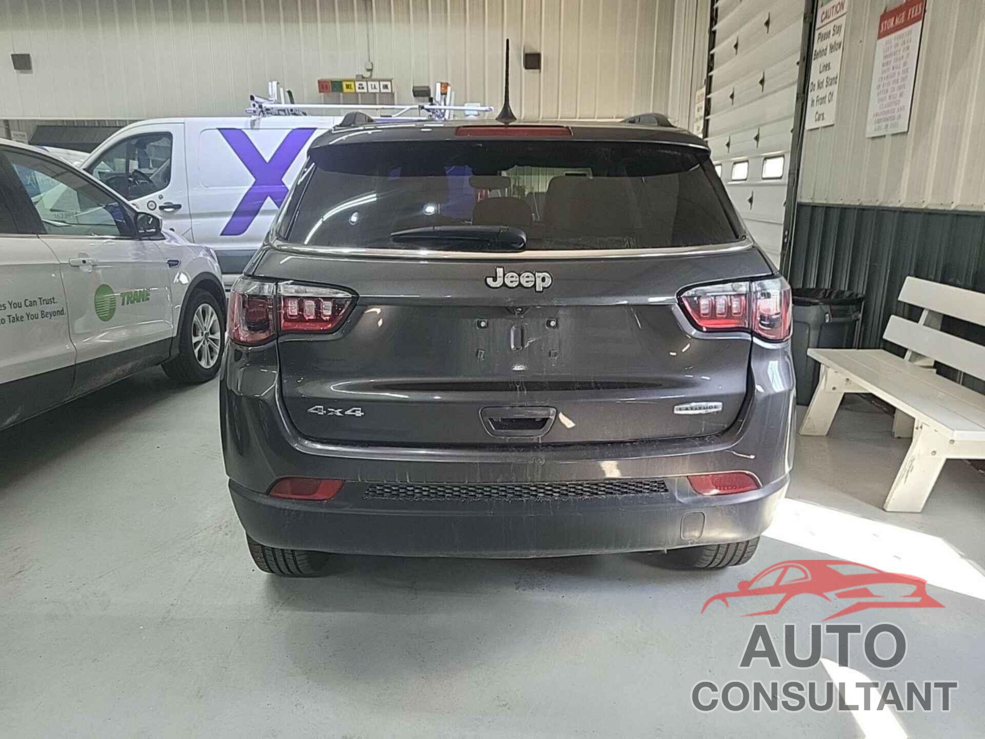 JEEP COMPASS 2022 - 3C4NJDBB3NT150641