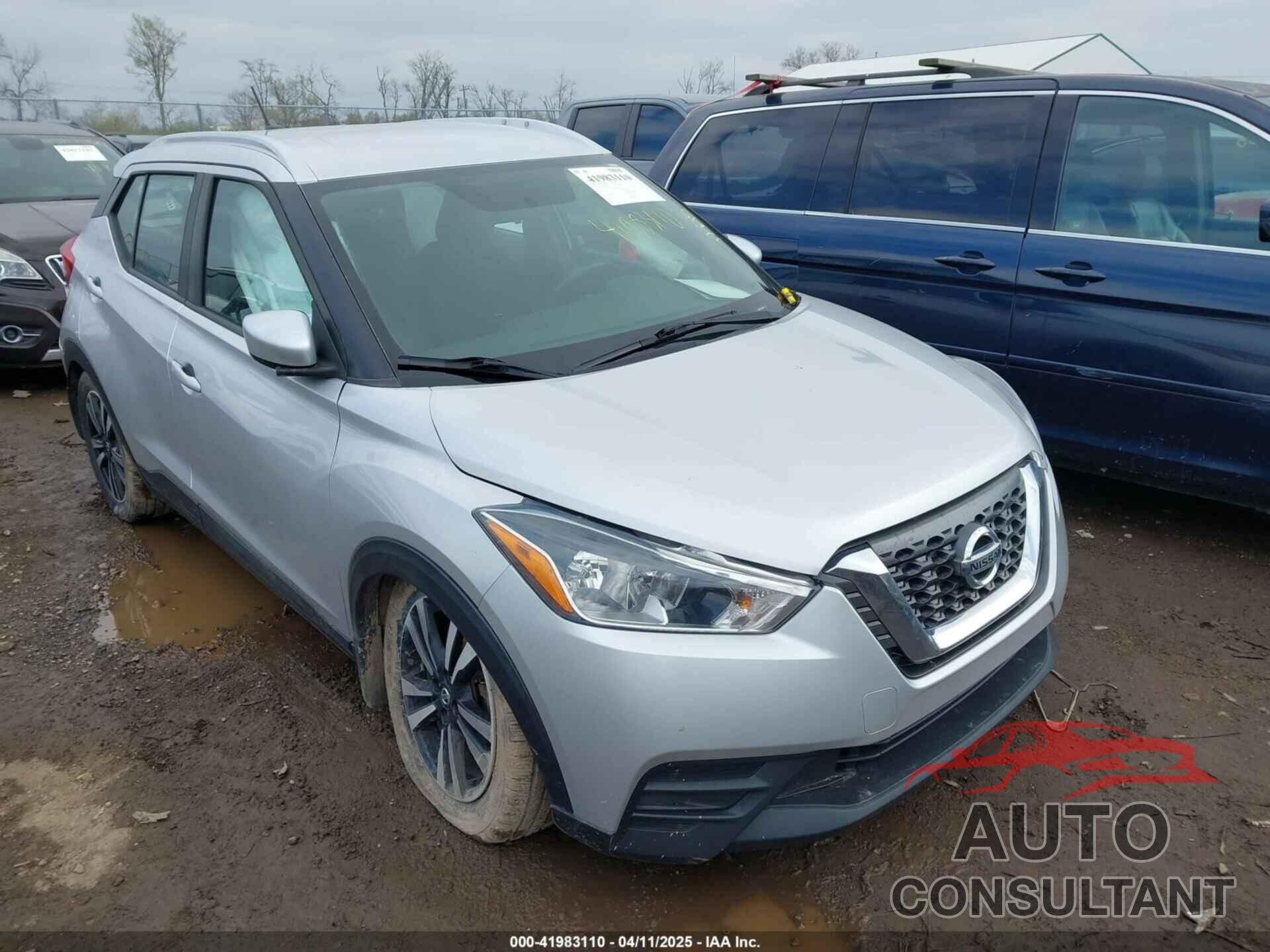 NISSAN KICKS 2018 - 3N1CP5CU2JL541062