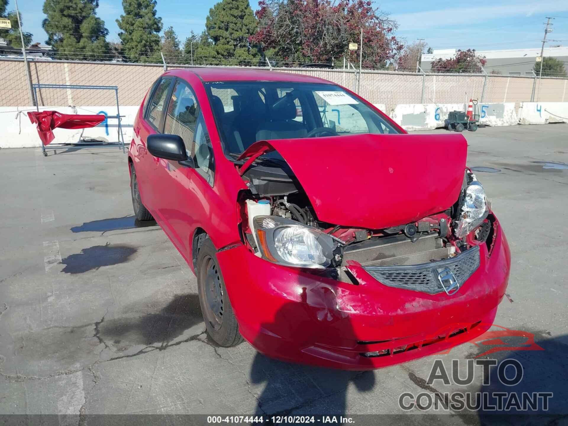 HONDA FIT 2011 - JHMGE8H3XBC023024