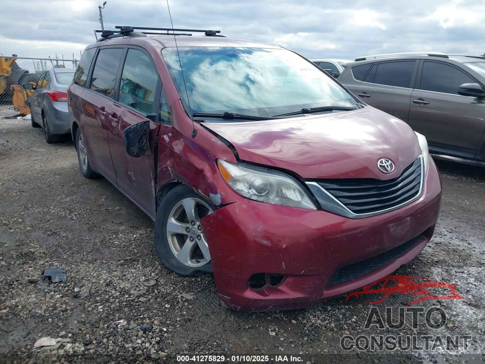 TOYOTA SIENNA 2013 - 5TDKK3DC8DS318461