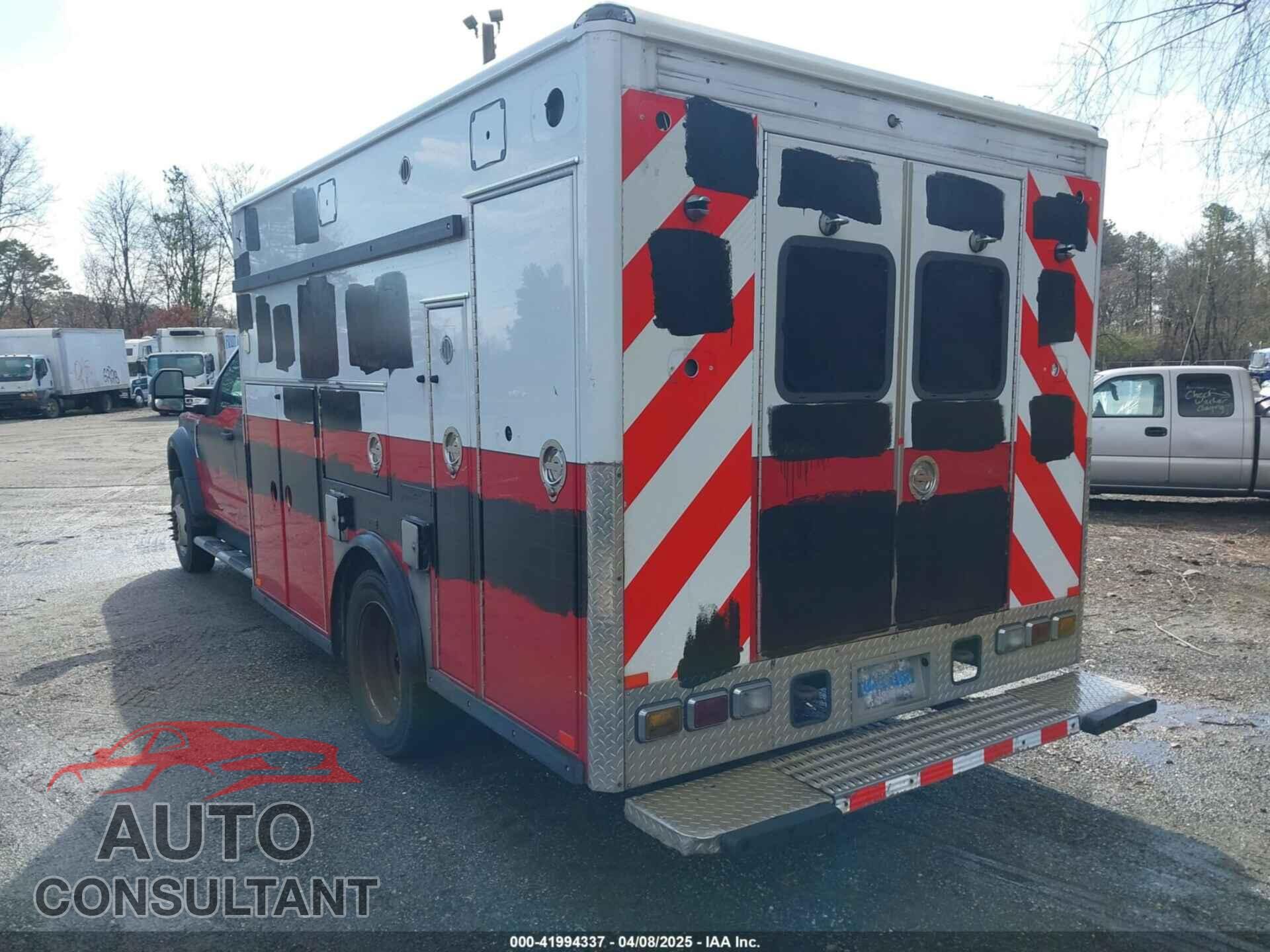 FORD F-550 CHASSIS 2017 - 1FD0X5HTXHEC82150