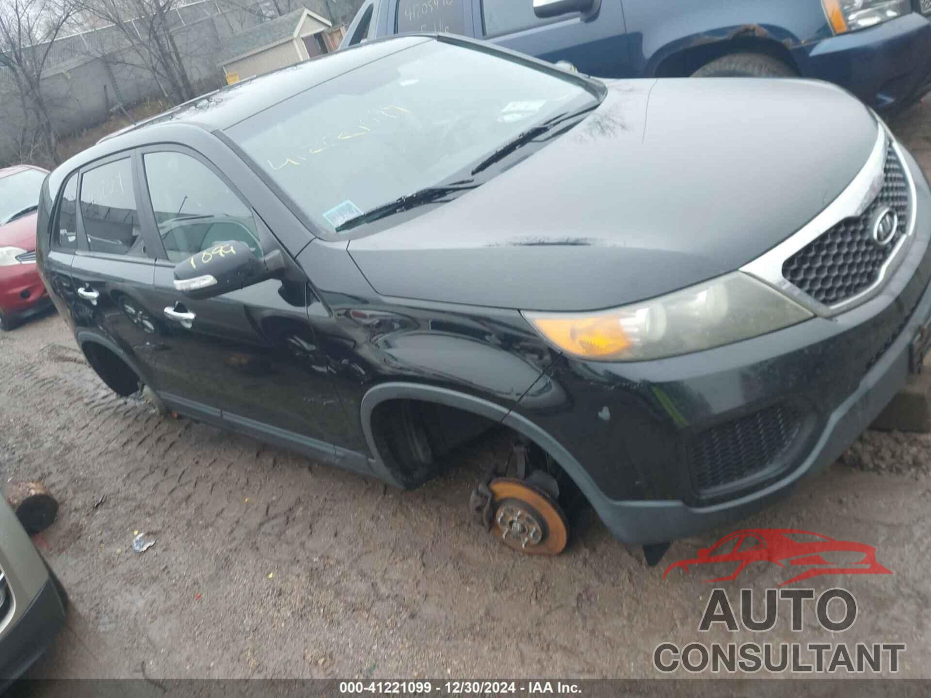 KIA SORENTO 2011 - 5XYKT3A11BG066854