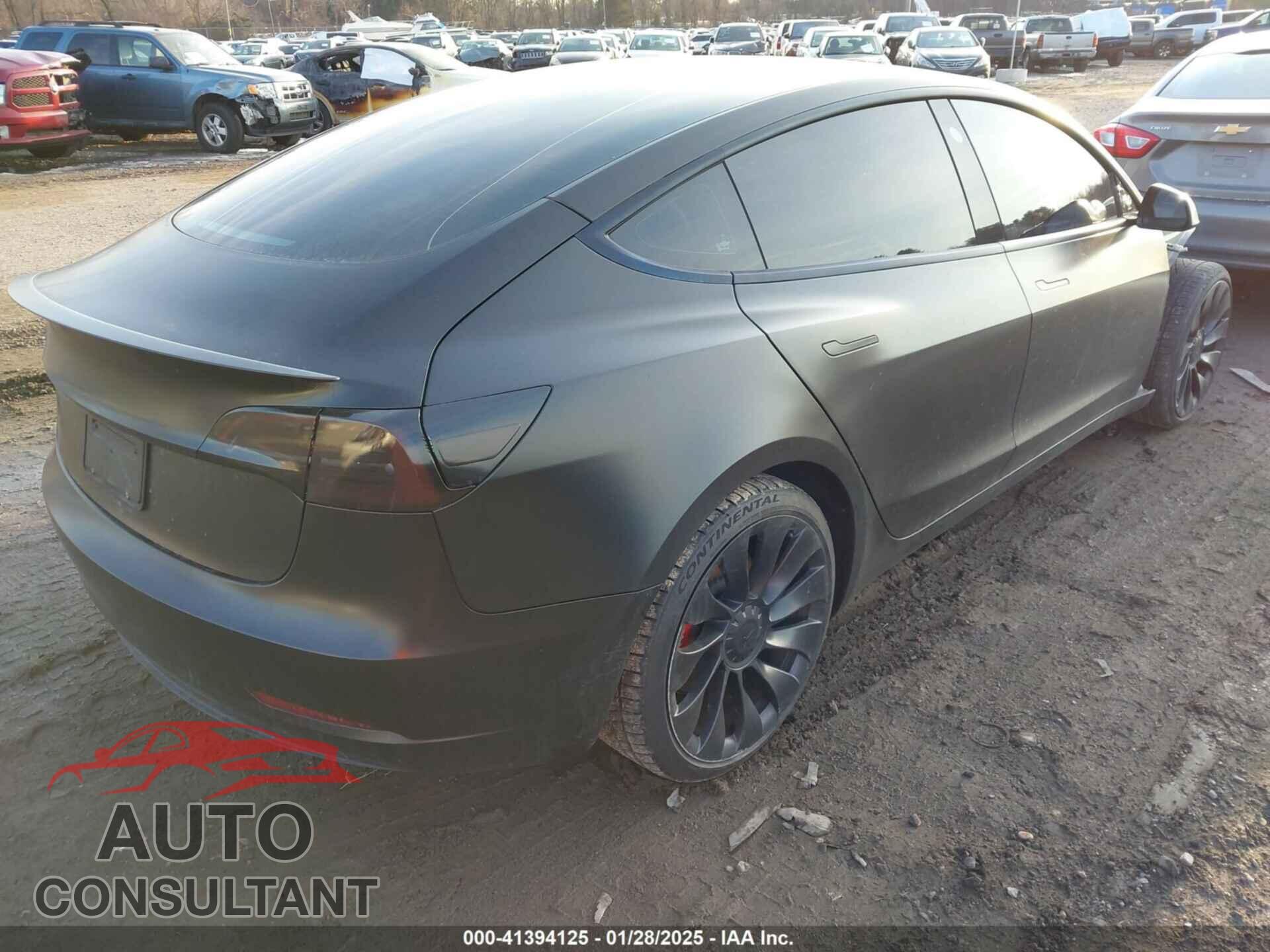 TESLA MODEL 3 2023 - 5YJ3E1EC4PF404535