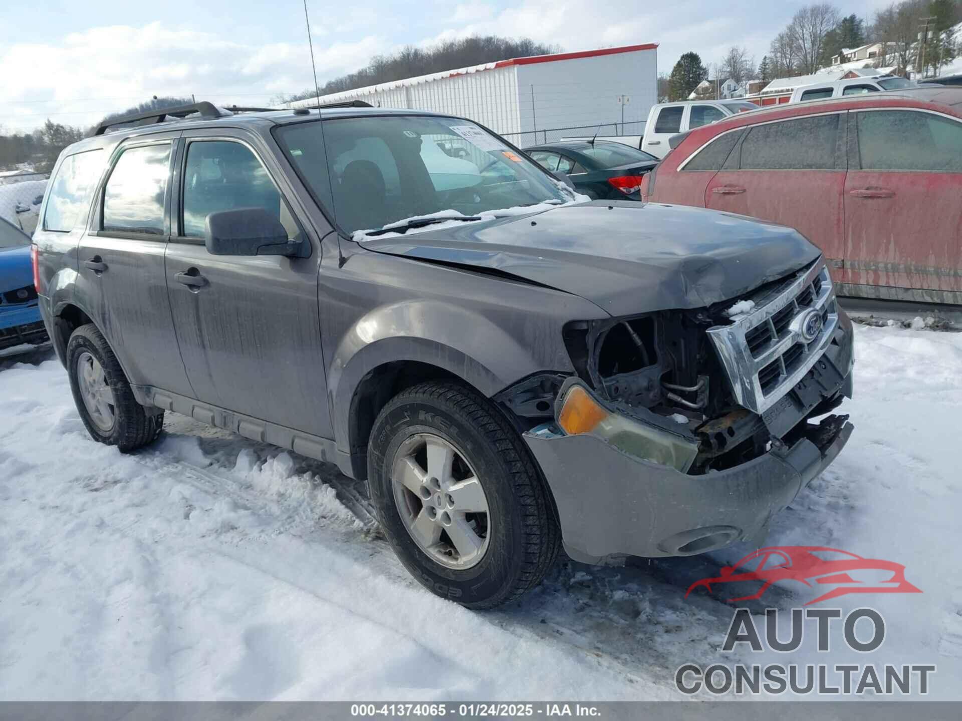 FORD ESCAPE 2010 - 1FMCU9DG8AKC94830