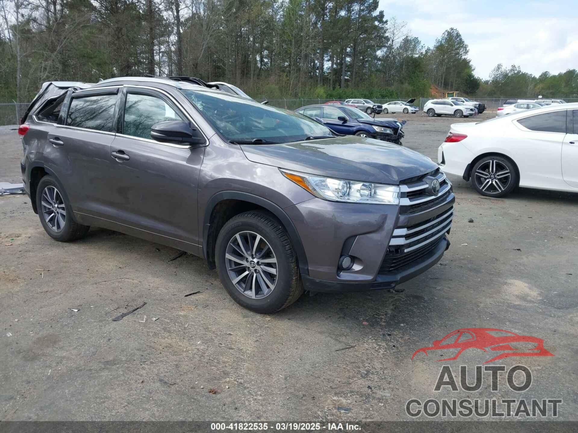 TOYOTA HIGHLANDER 2017 - 5TDJZRFH9HS522386