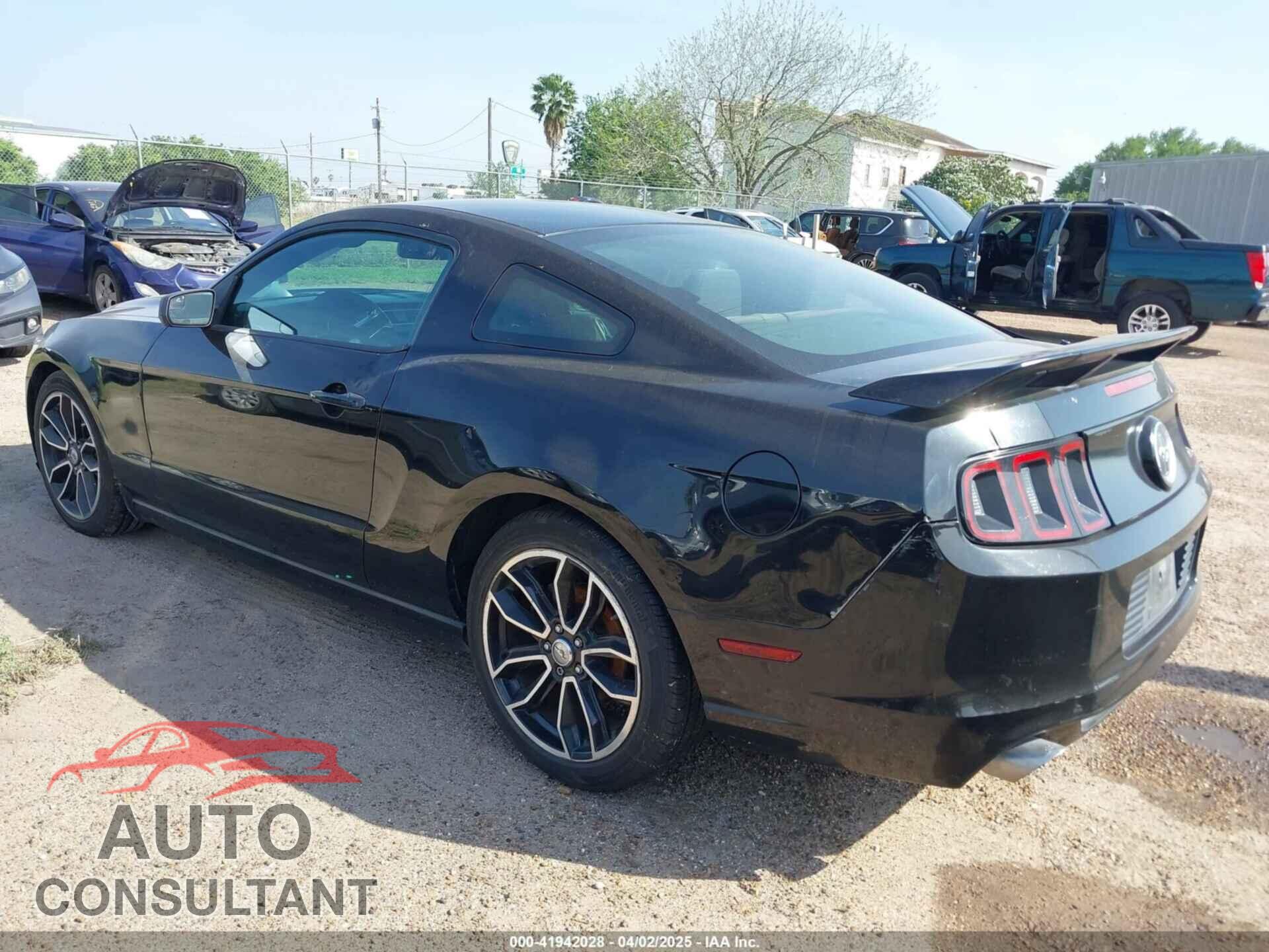 FORD MUSTANG 2013 - 1ZVBP8AM7D5245937