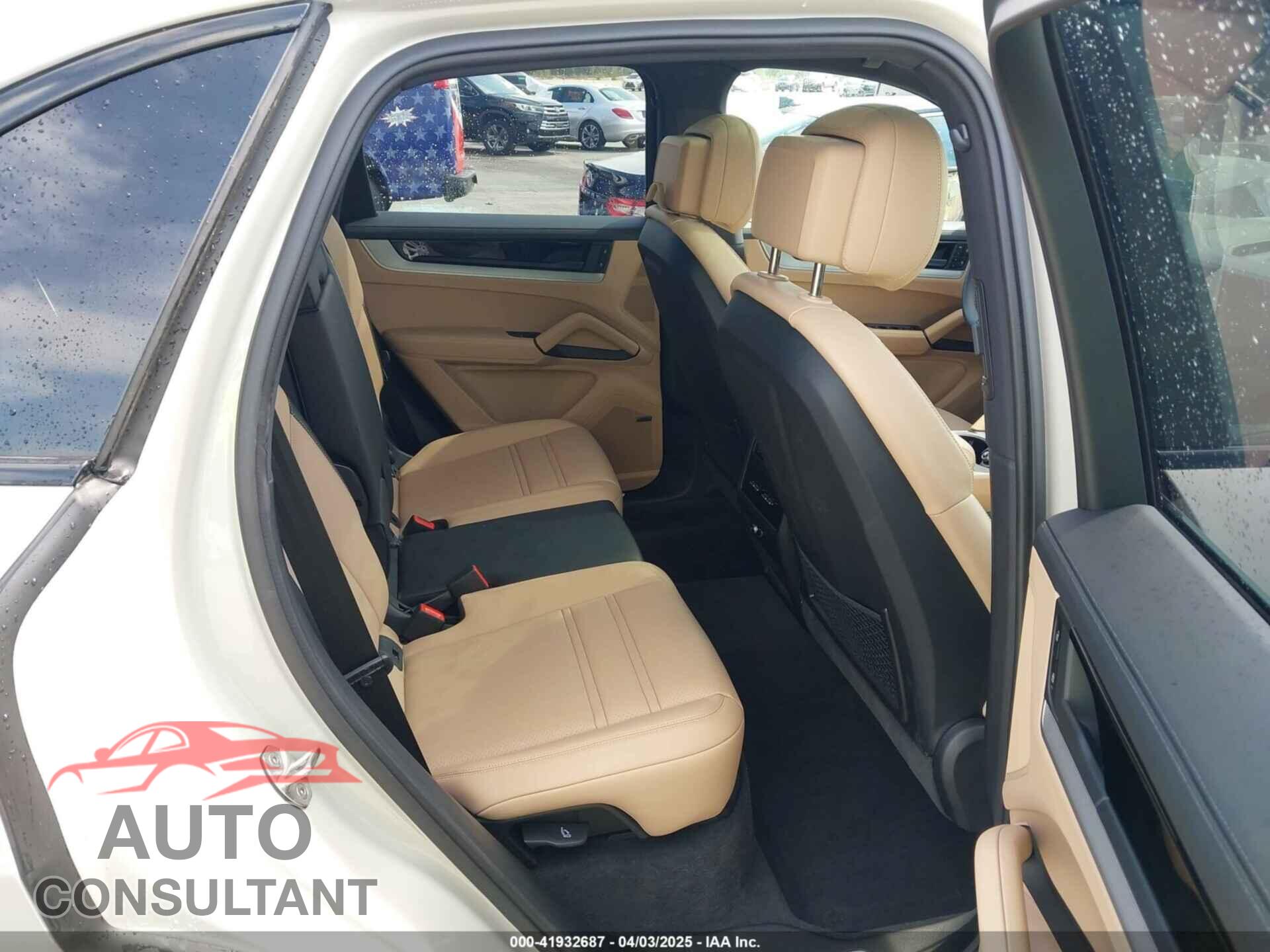 PORSCHE CAYENNE 2024 - WP1AA2AY8RDA12516