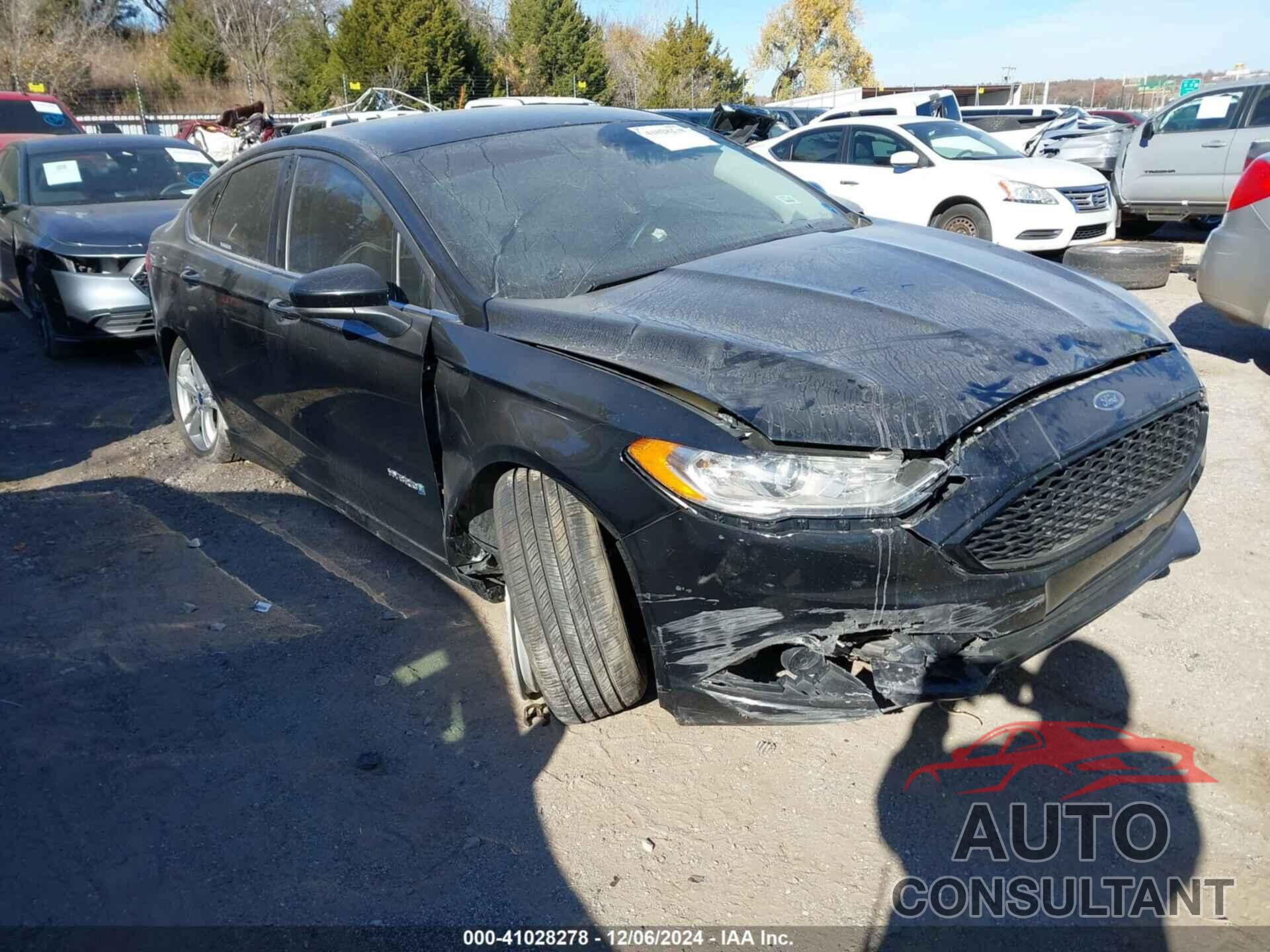 FORD FUSION HYBRID 2018 - 3FA6P0UU3JR141932