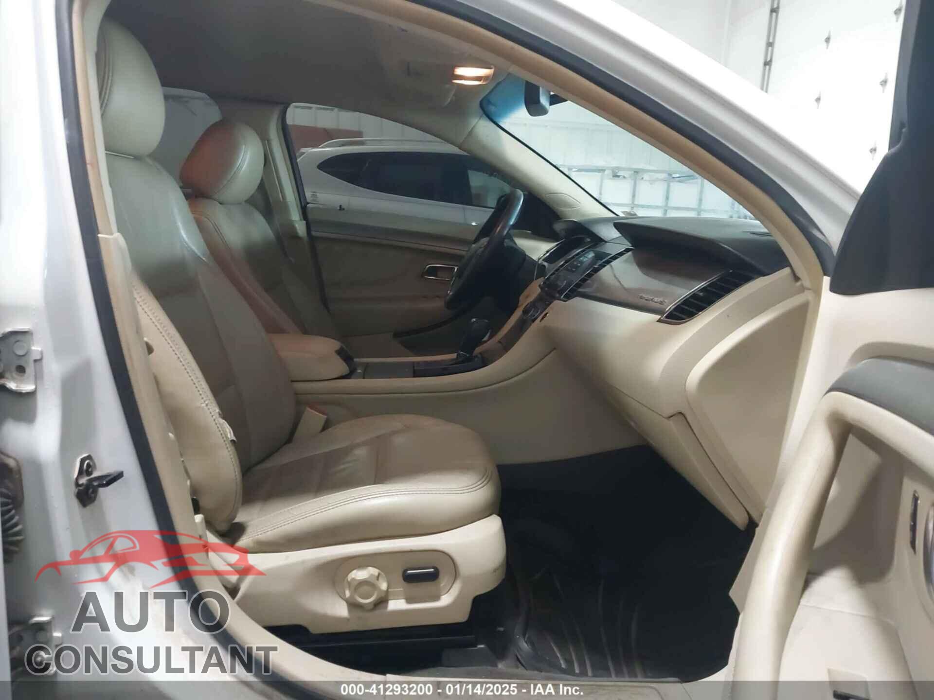 FORD TAURUS 2014 - 1FAHP2E84EG150982
