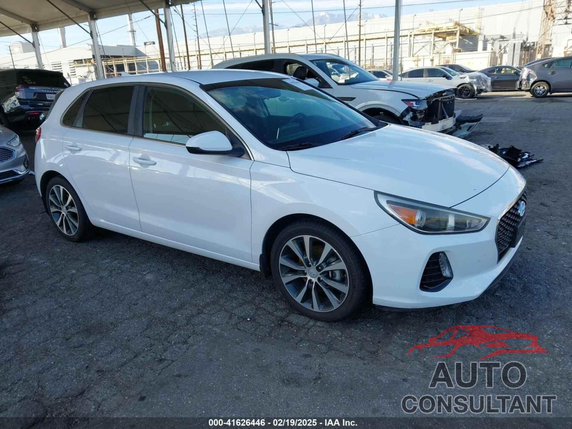 HYUNDAI ELANTRA GT 2018 - KMHH35LE1JU012971