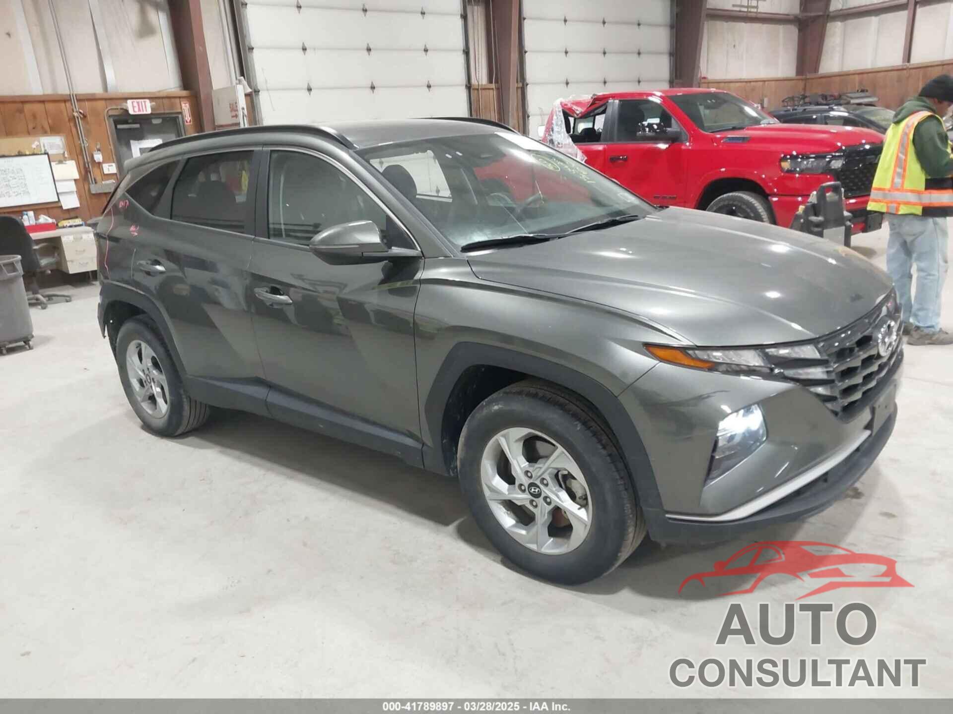 HYUNDAI TUCSON 2022 - 5NMJBCAE3NH125964