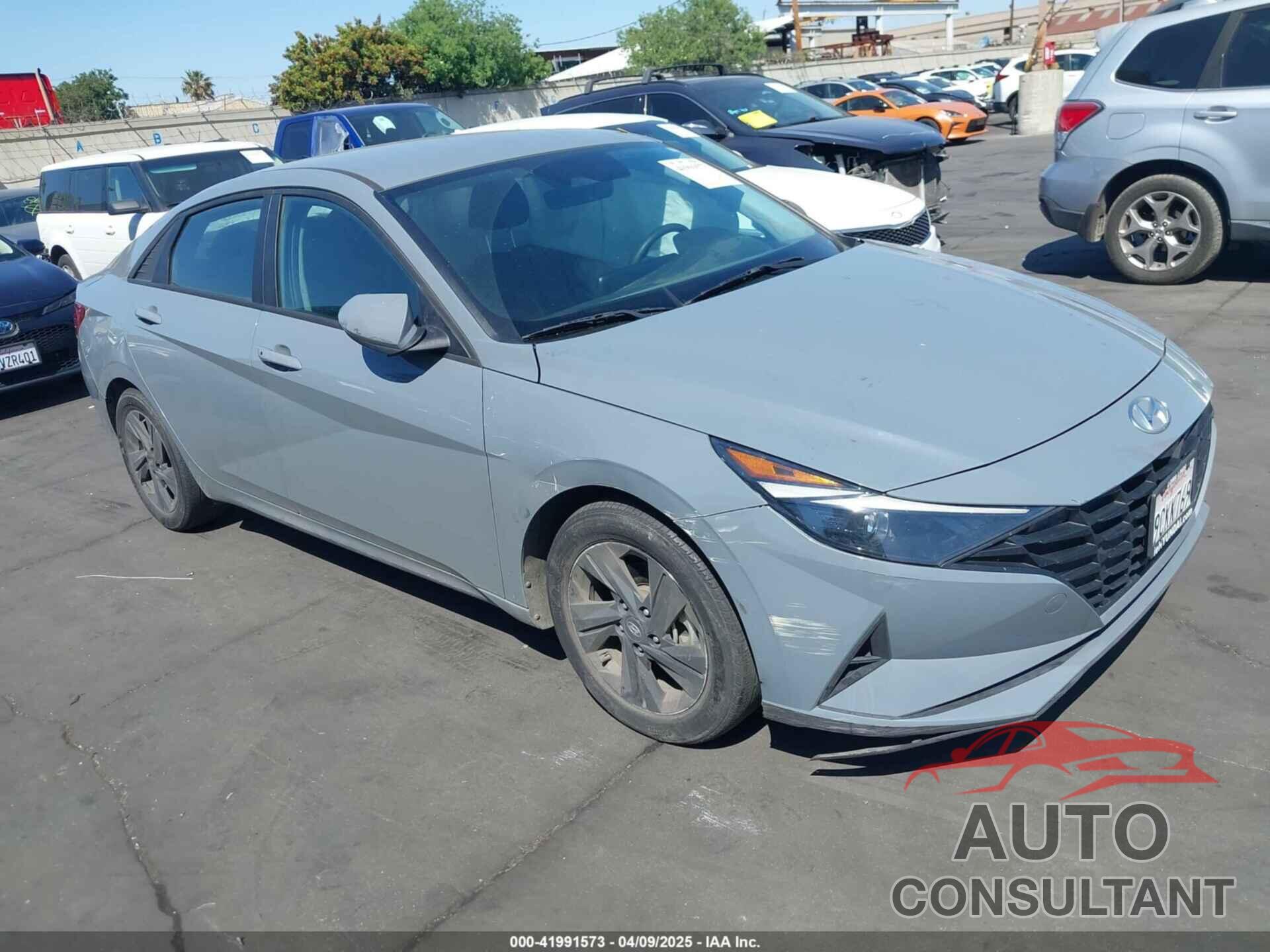 HYUNDAI ELANTRA 2023 - KMHLM4AG1PU374541