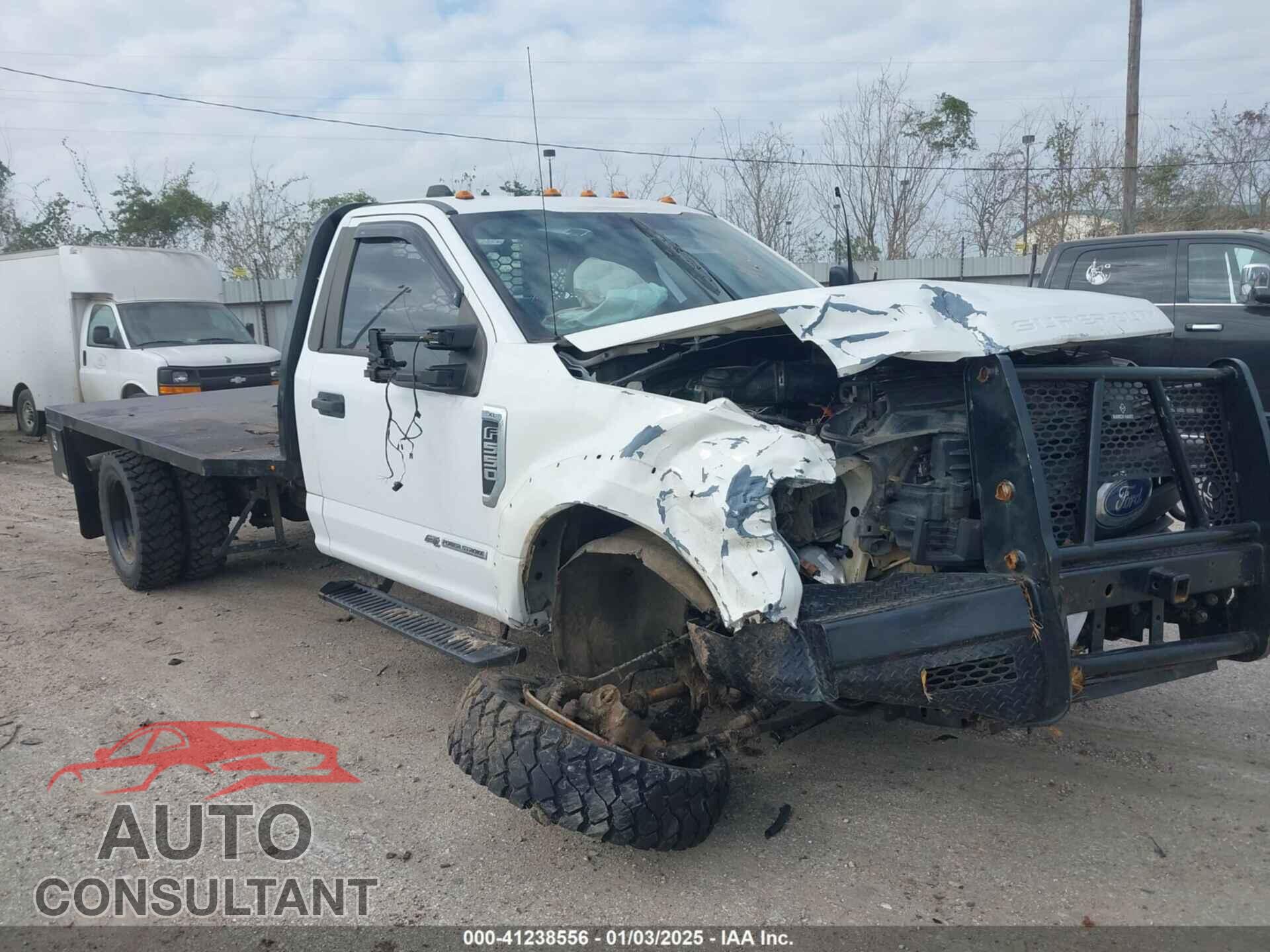 FORD F-550 CHASSIS 2017 - 1FDUF5HT7HED81237