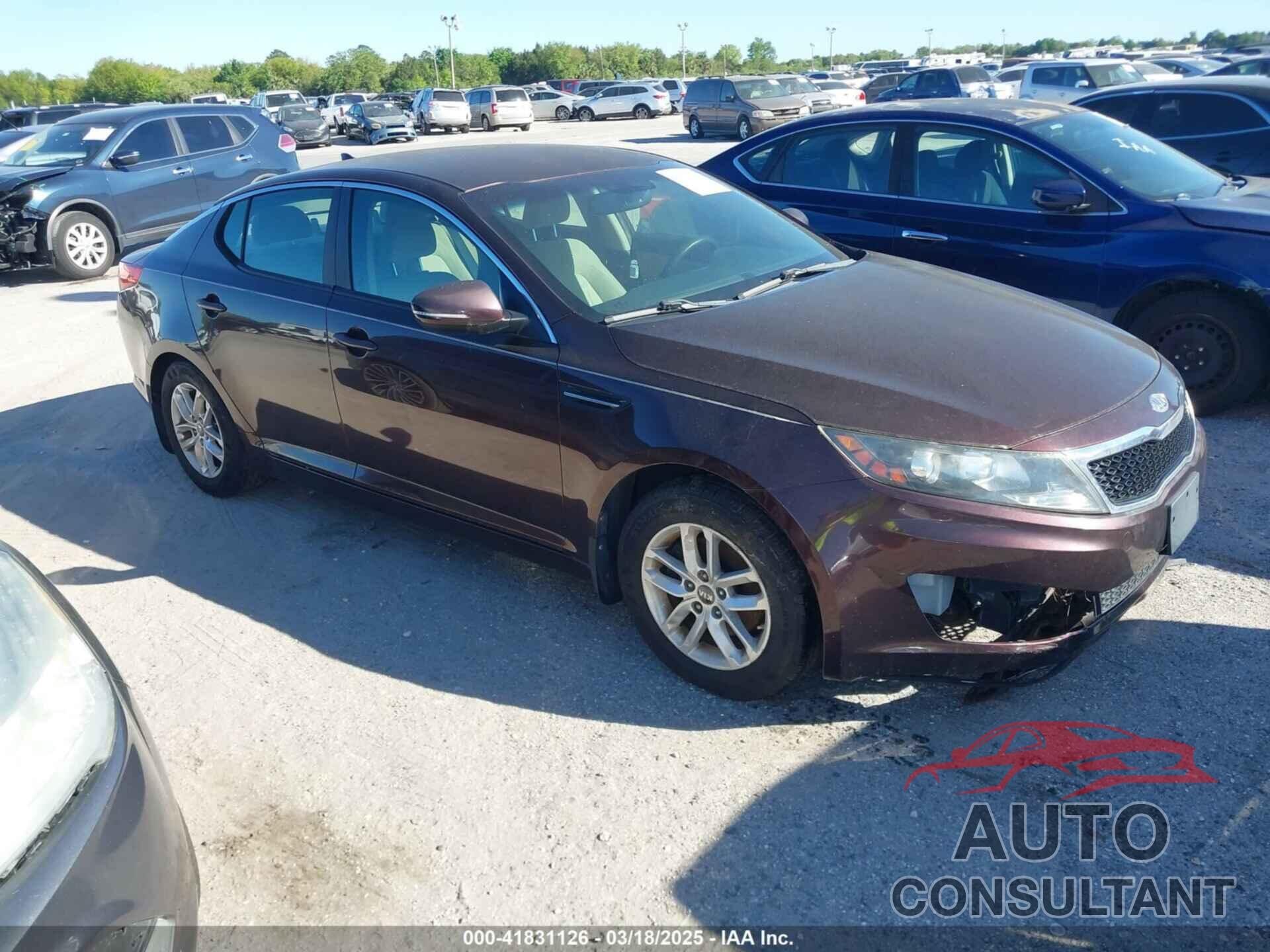 KIA OPTIMA 2011 - KNAGM4A78B5072606