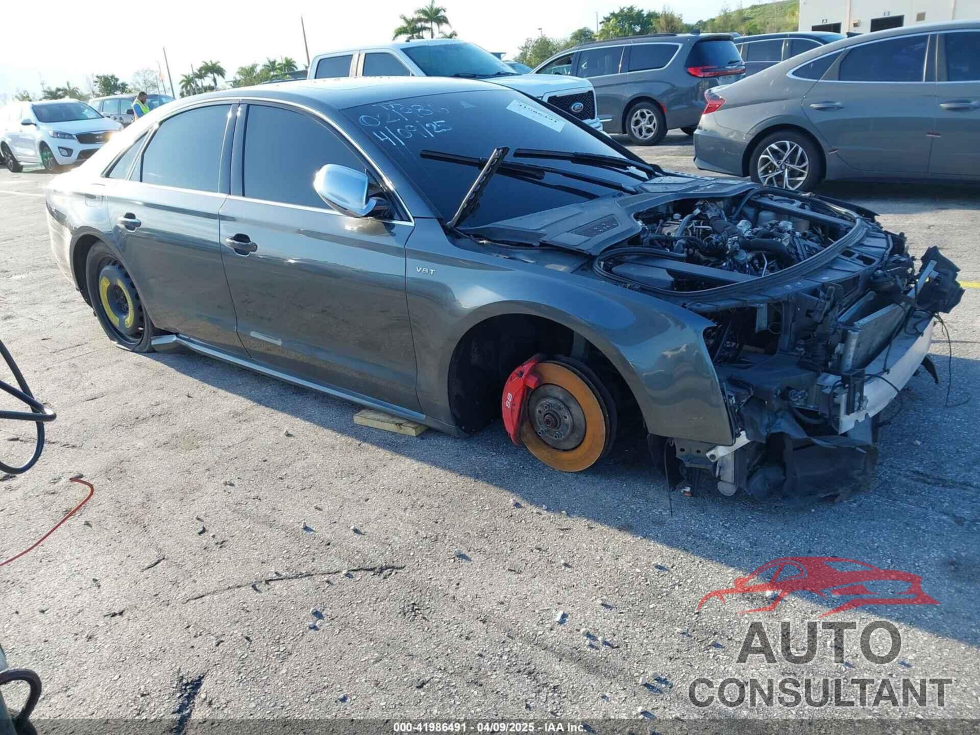 AUDI S8 2015 - WAUK2AFD5FN021986