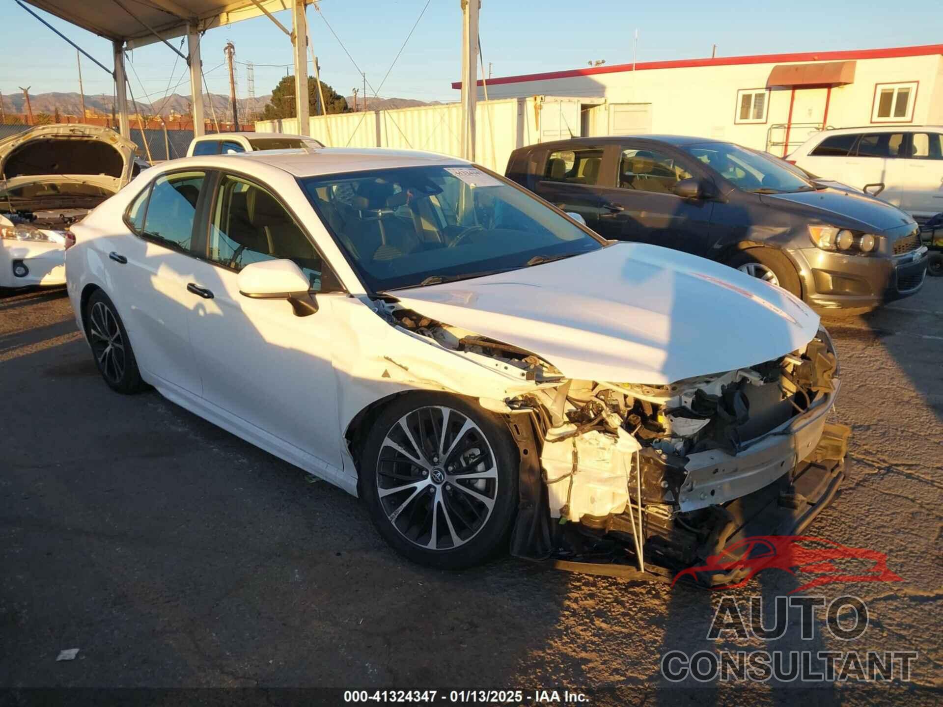 TOYOTA CAMRY 2020 - 4T1G11AK5LU316794