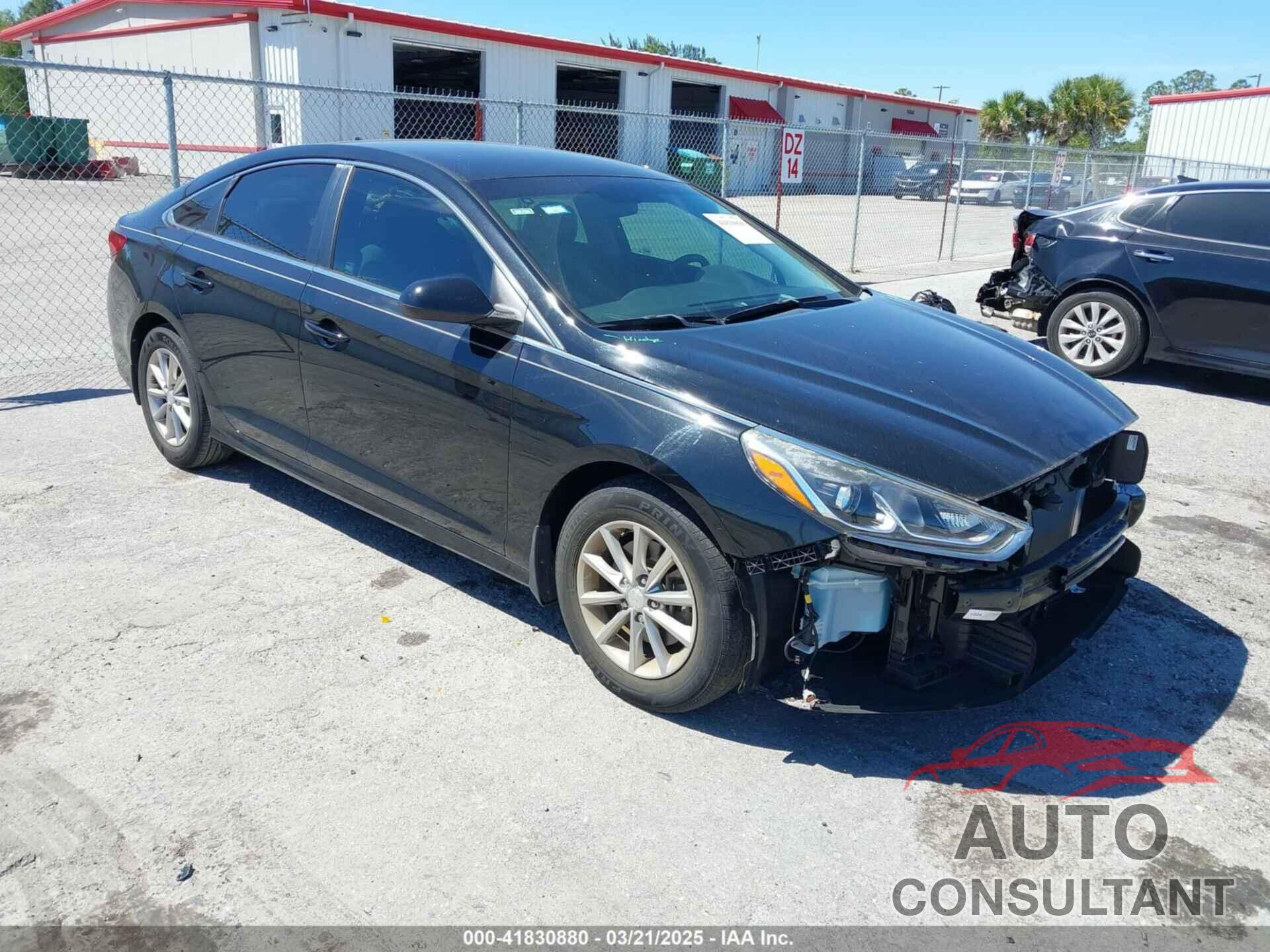HYUNDAI SONATA 2018 - 5NPE24AF1JH715447