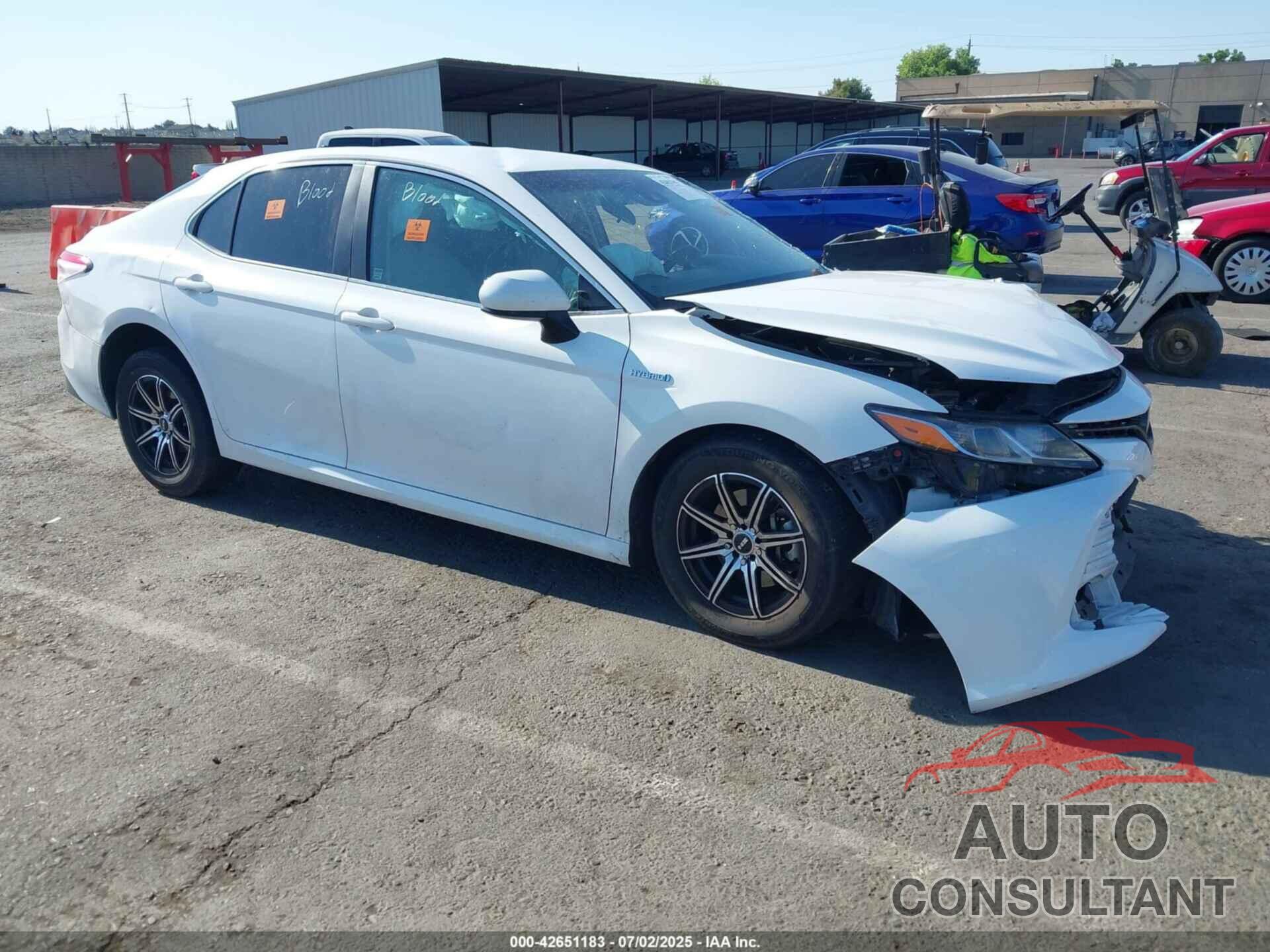 TOYOTA CAMRY HYBRID 2018 - 4T1B31HK0JU002493