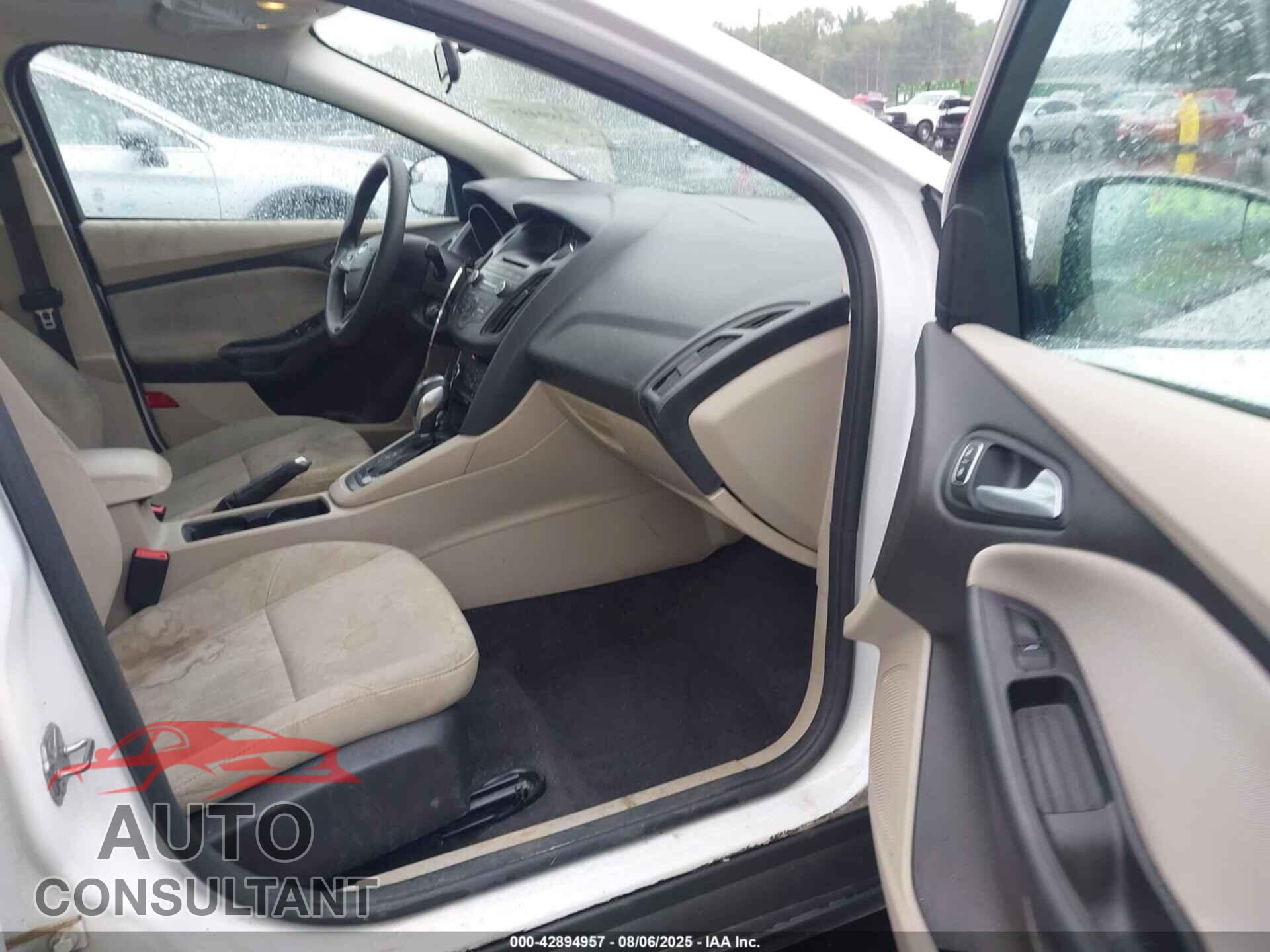 FORD FOCUS 2016 - 1FADP3F28GL249250