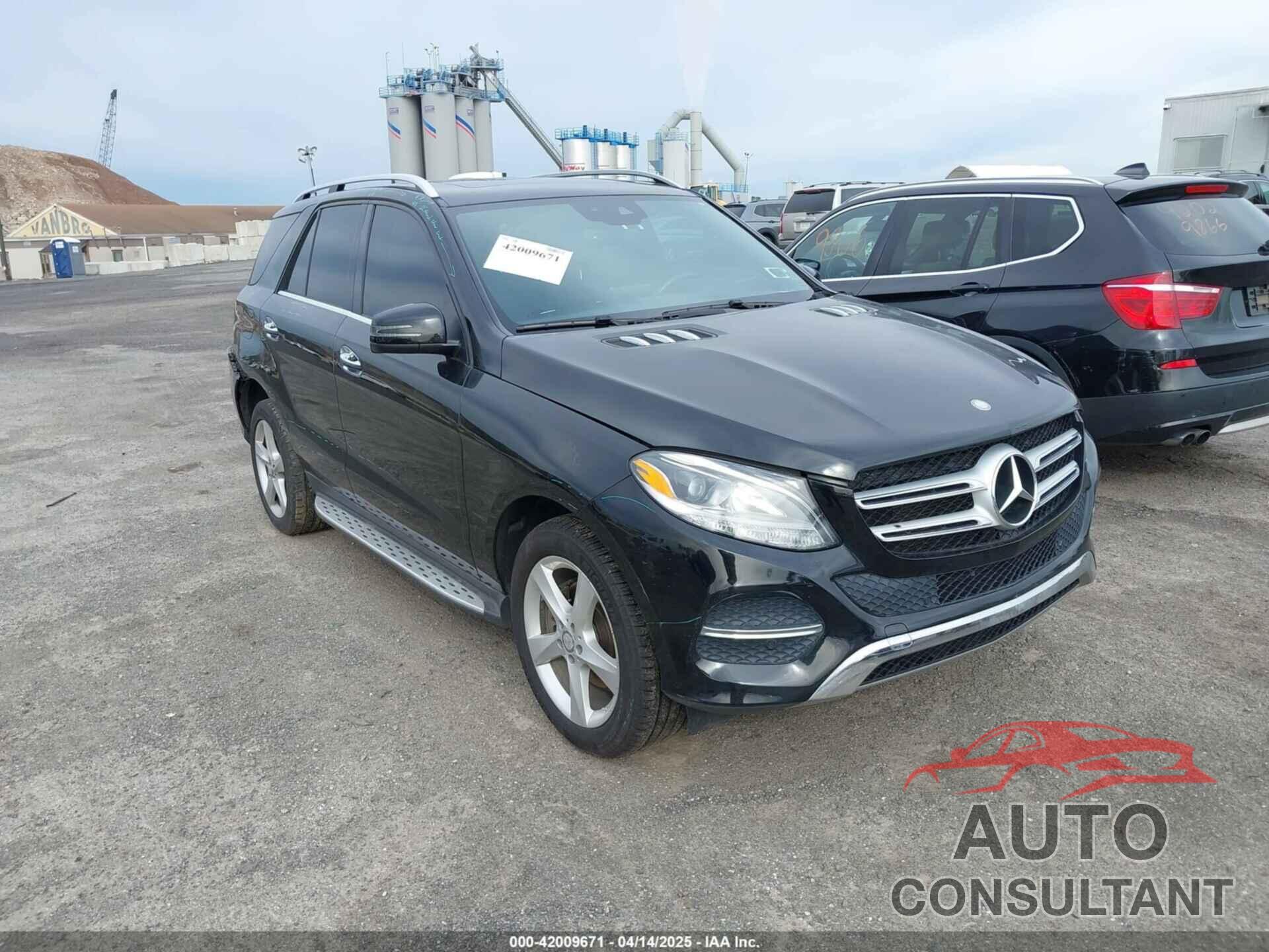 MERCEDES-BENZ GLE 350 2017 - 4JGDA5HBXHA879218