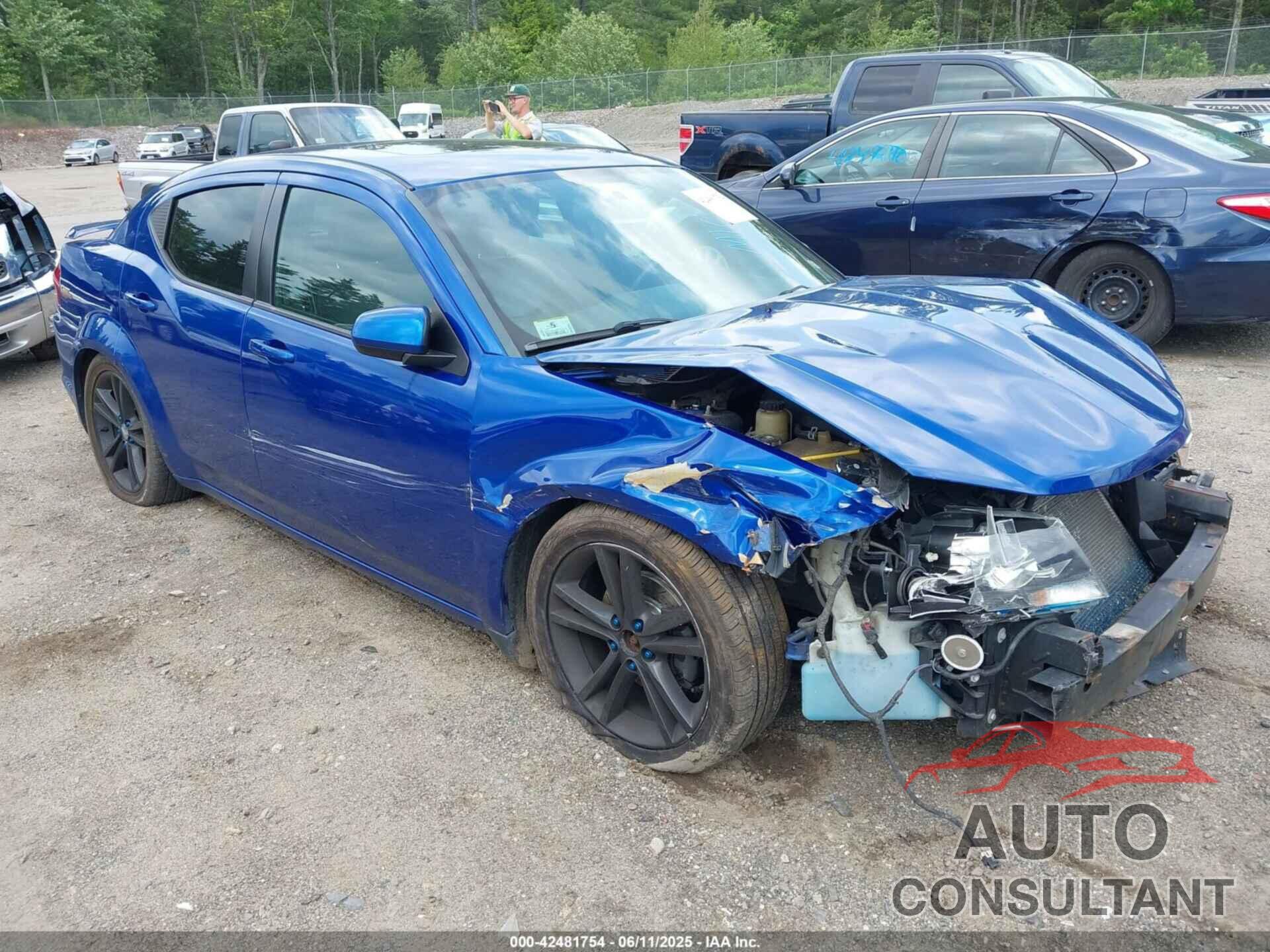 DODGE AVENGER 2013 - 1C3CDZCG2DN519935