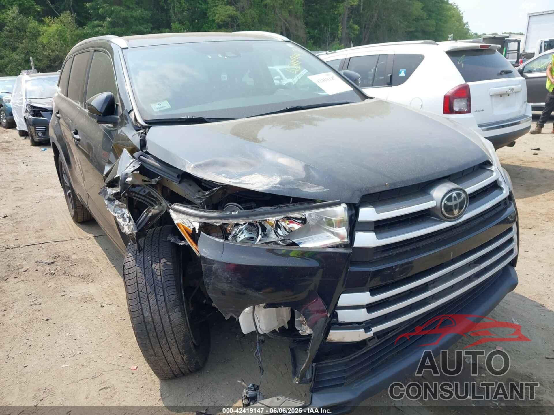 TOYOTA HIGHLANDER 2017 - 5TDJZRFH6HS432760