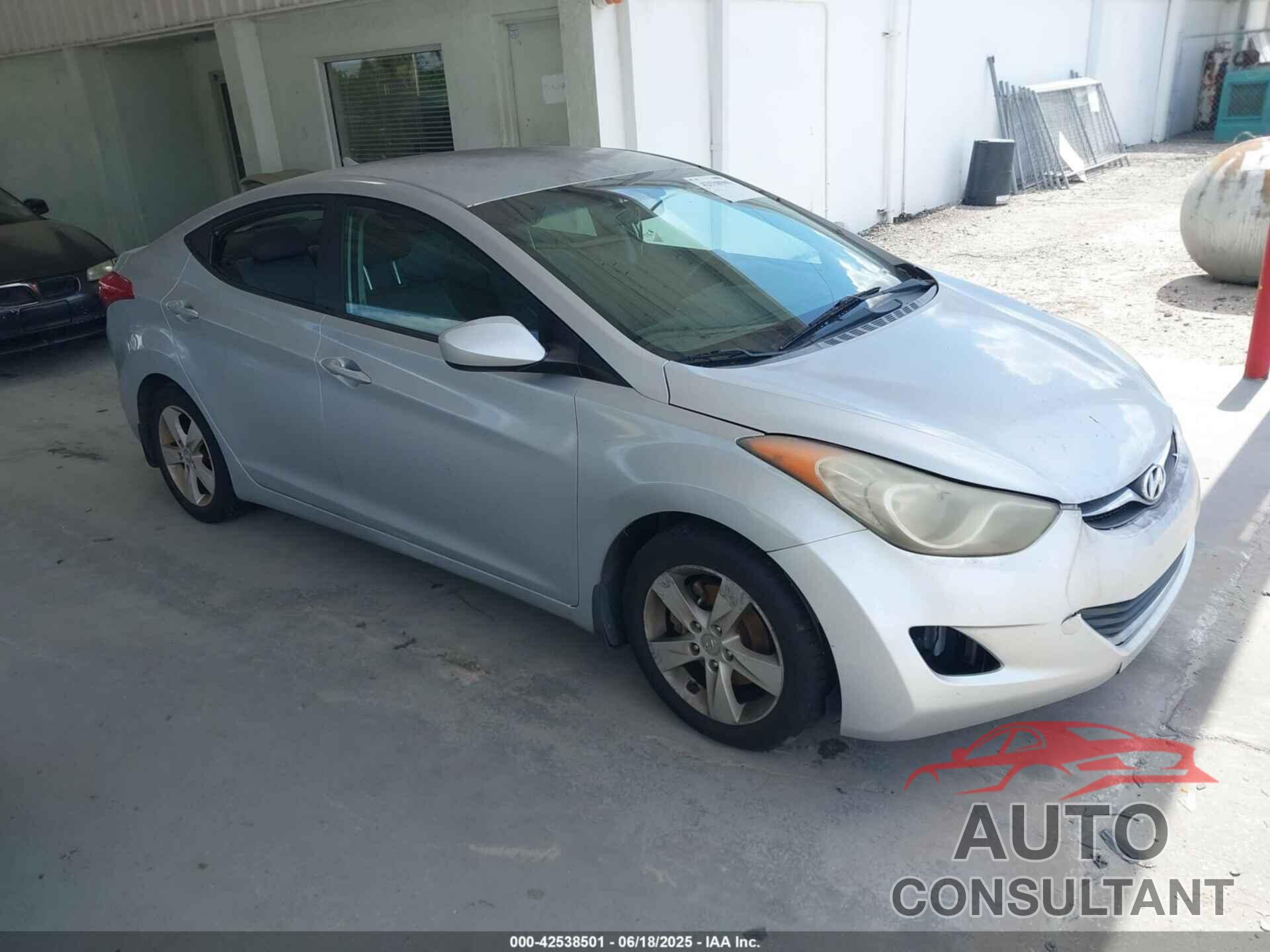 HYUNDAI ELANTRA 2012 - KMHDH4AEXCU180057