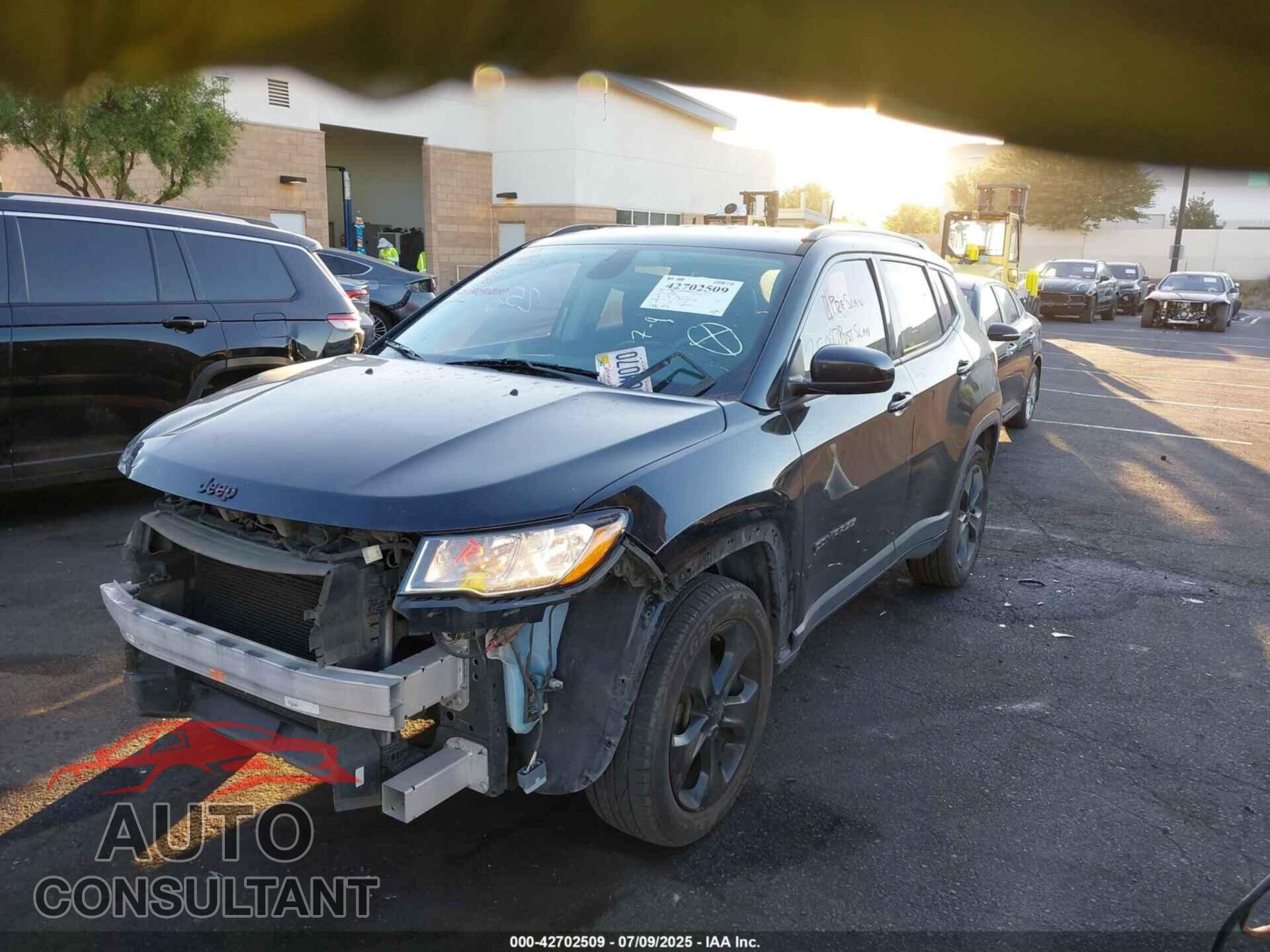 JEEP COMPASS 2018 - 3C4NJCBB0JT502028