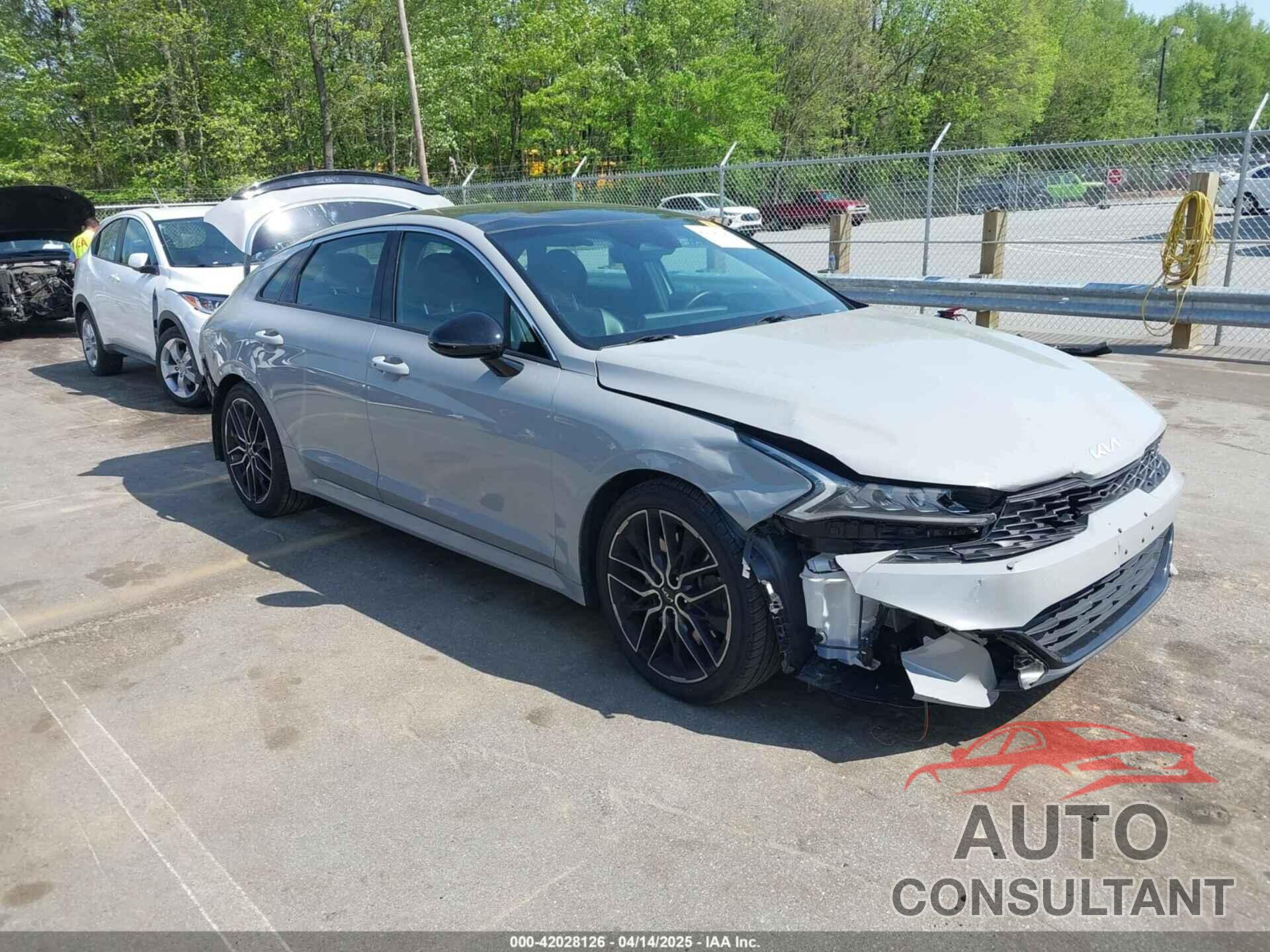 KIA K5 2022 - 5XXG44J88NG134260
