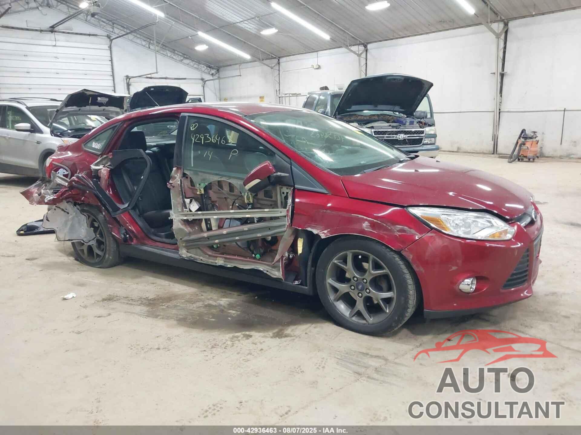 FORD FOCUS 2014 - 1FADP3F2XEL116325
