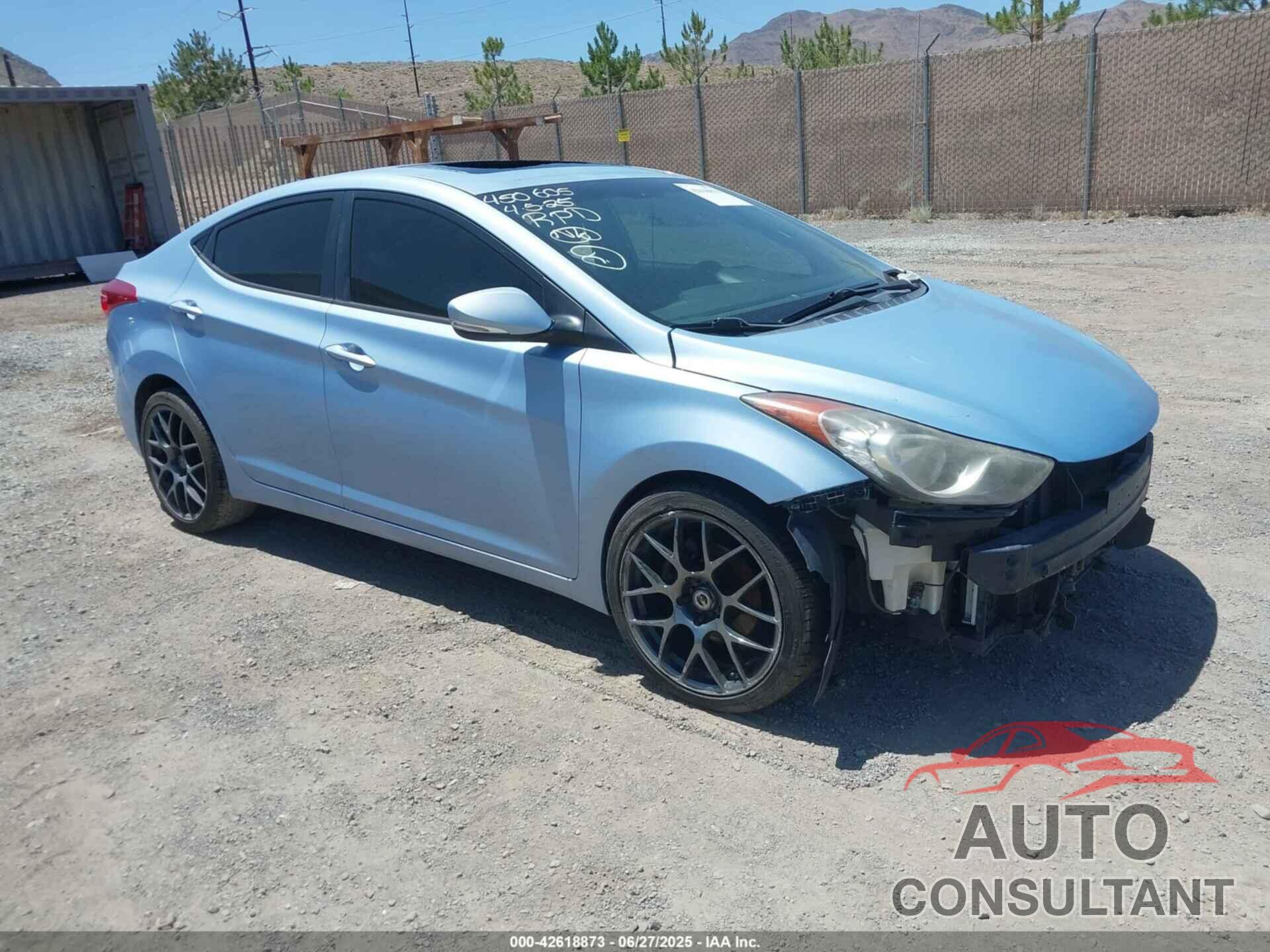 HYUNDAI ELANTRA 2012 - KMHDH4AEXCU351048