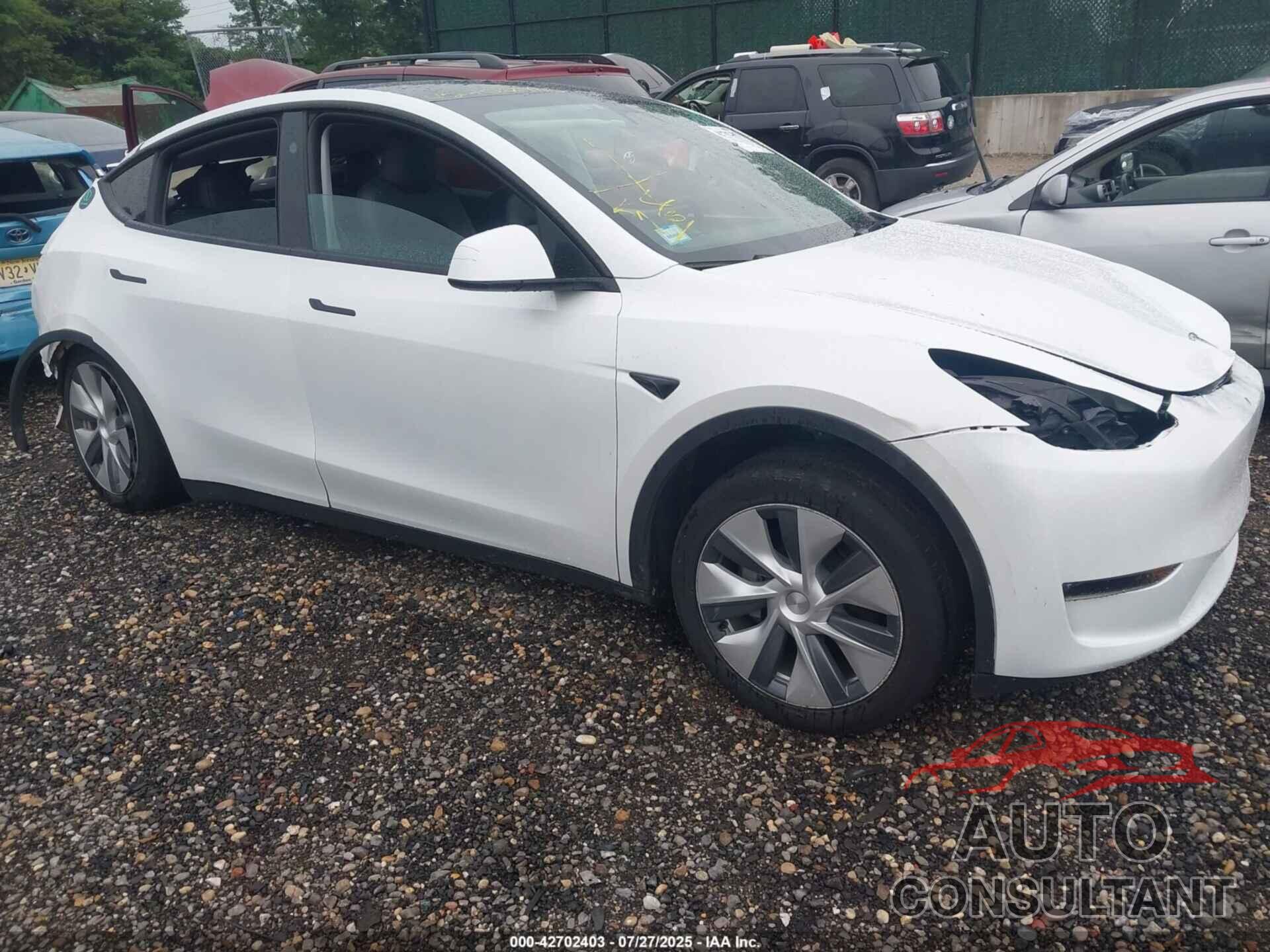 TESLA MODEL Y 2023 - 7SAYGDEE2PA182516