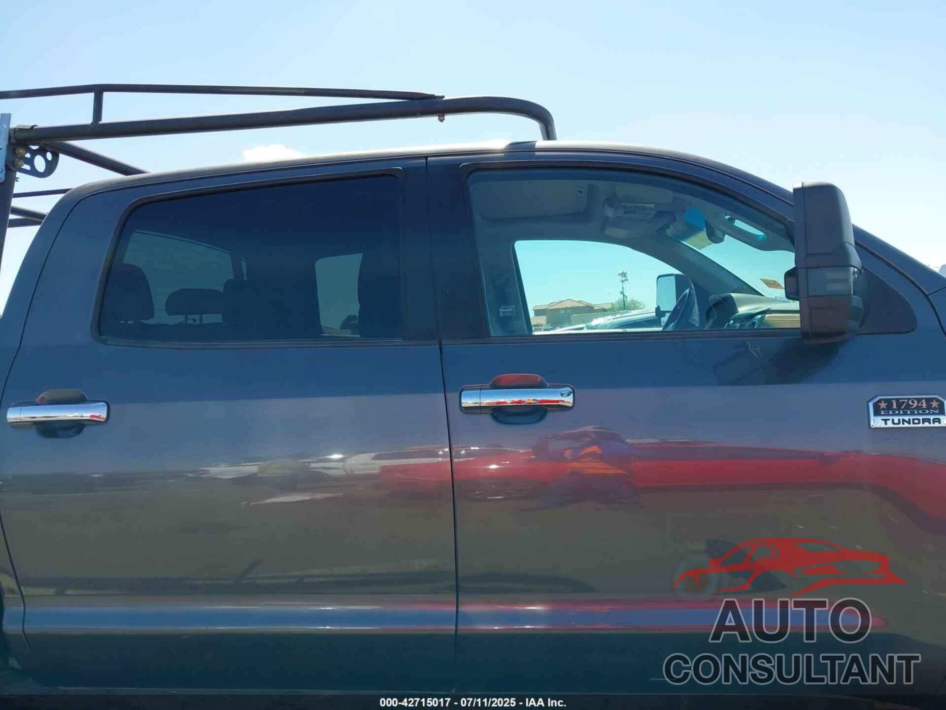 TOYOTA TUNDRA 2016 - 5TFAW5F15GX542034