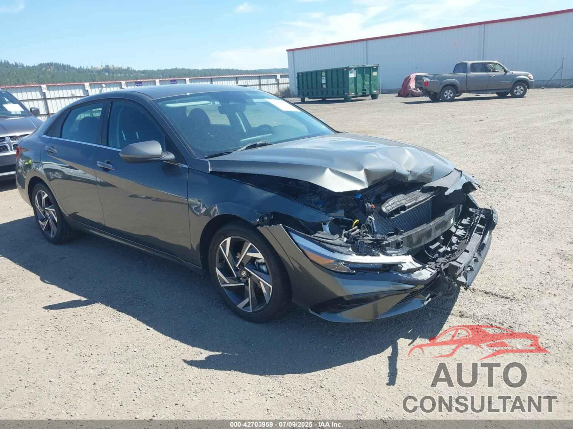 HYUNDAI ELANTRA 2025 - KMHLS4DG1SU923651