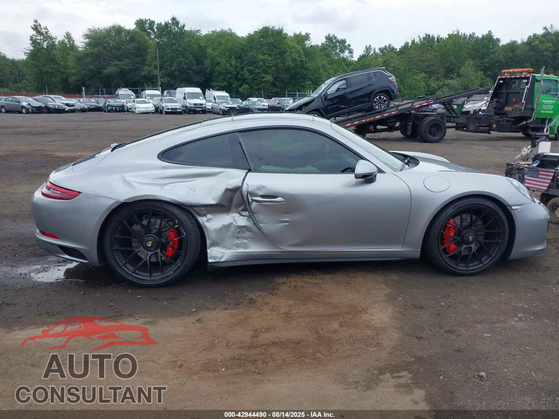 PORSCHE 911 2017 - WP0AB2A95HS124952
