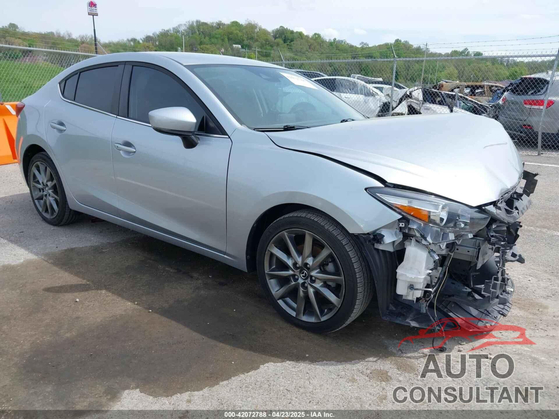 MAZDA MAZDA3 2018 - 3MZBN1V37JM166210