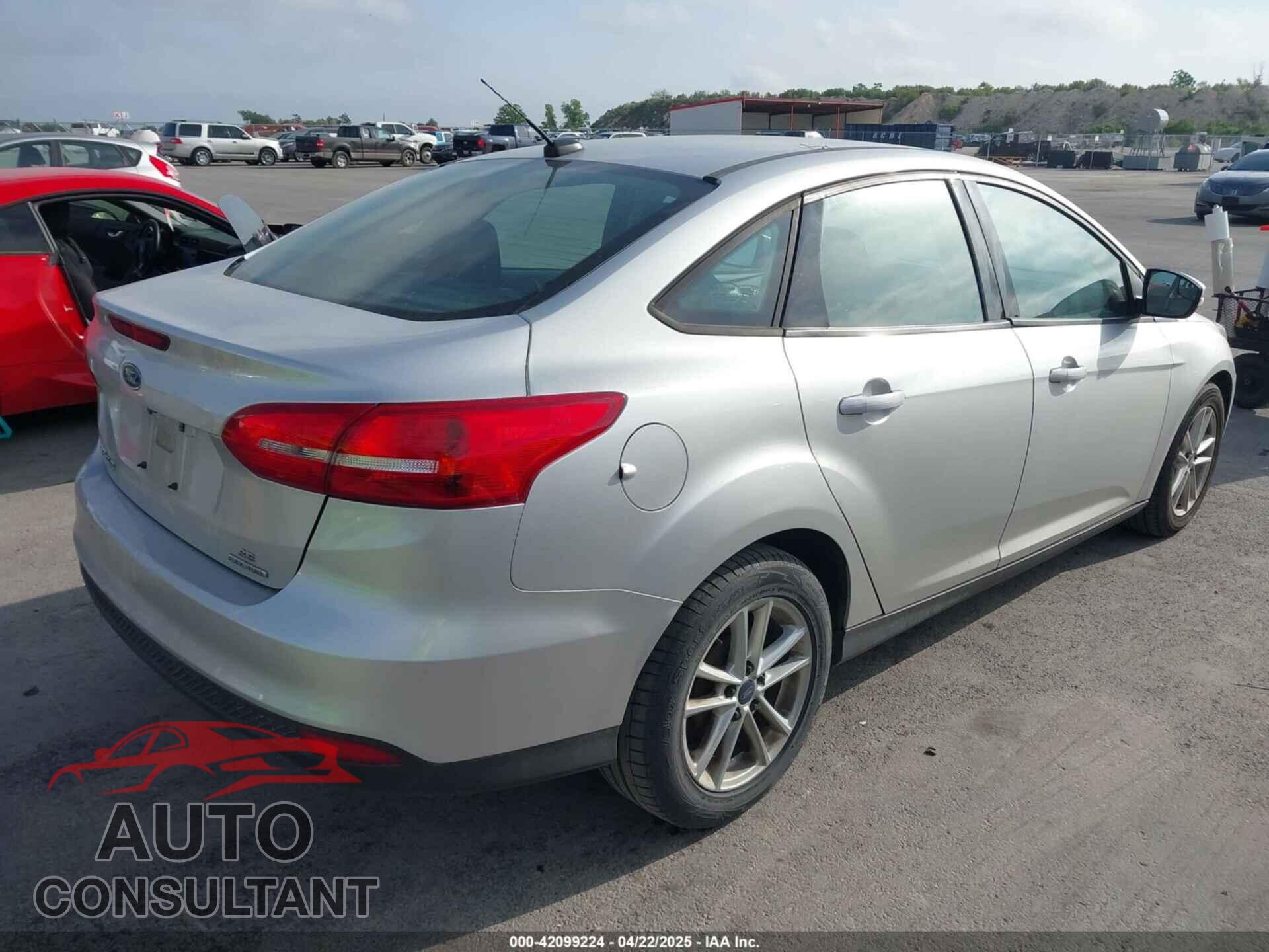 FORD FOCUS 2015 - 1FADP3F2XFL340583