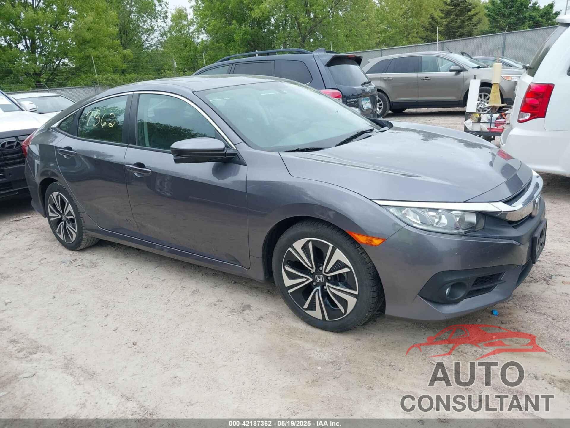 HONDA CIVIC 2018 - 19XFC1F79JE003290