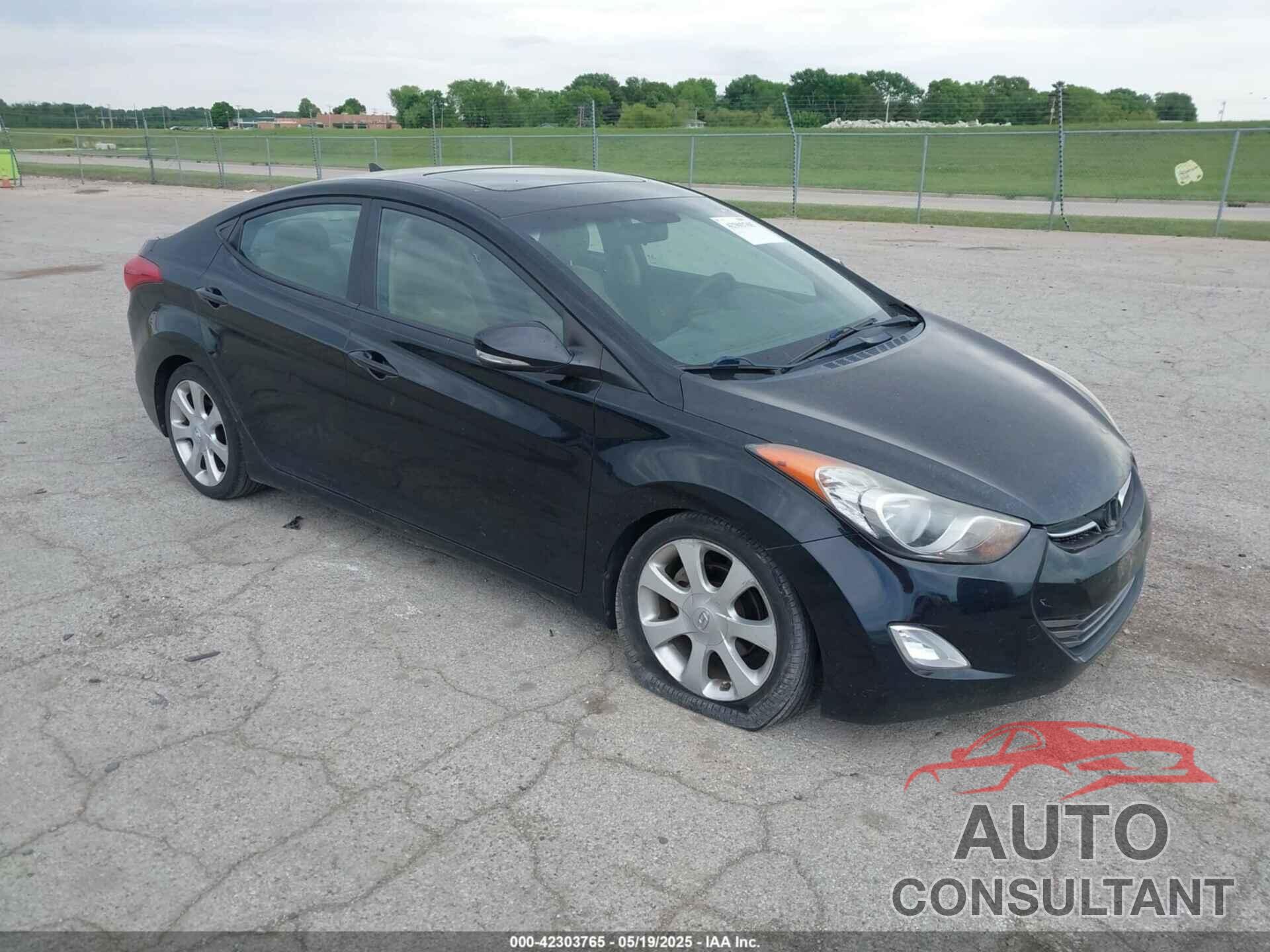 HYUNDAI ELANTRA 2011 - KMHDH4AE3BU099030