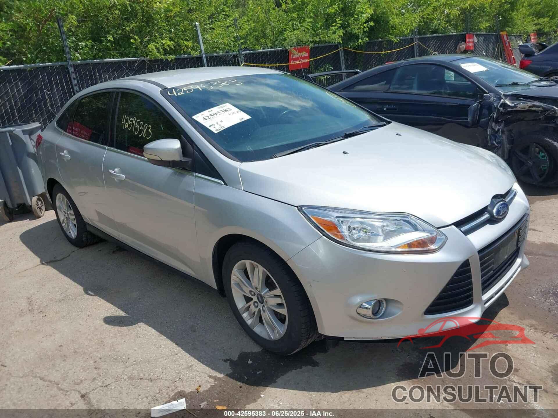 FORD FOCUS 2012 - 1FAHP3H29CL379384