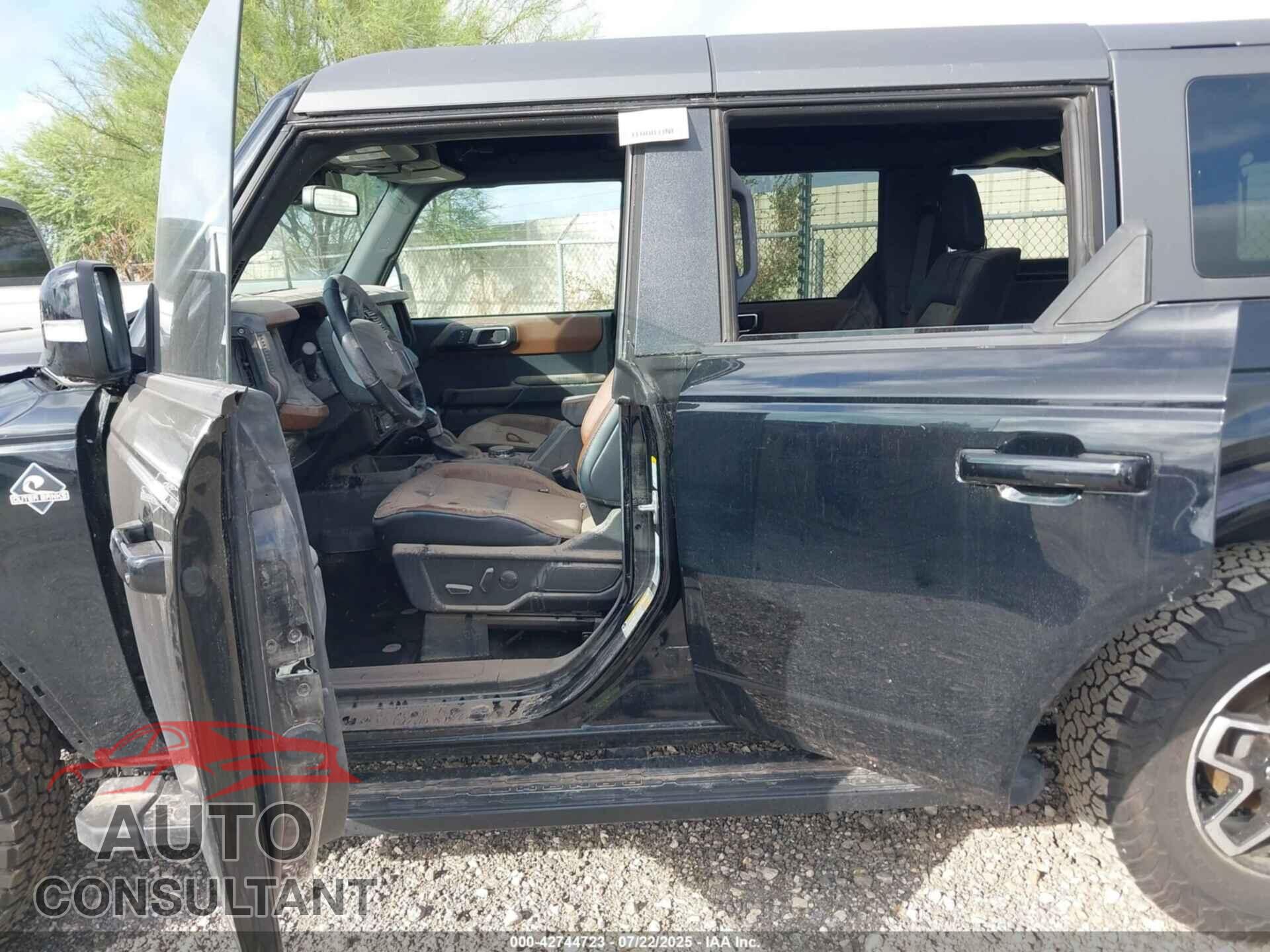 FORD BRONCO 2024 - 1FMDE8BH5RLA55880