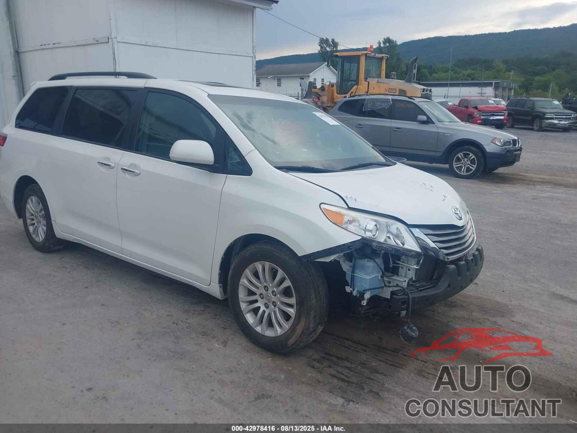 TOYOTA SIENNA 2015 - 5TDYK3DC1FS579718